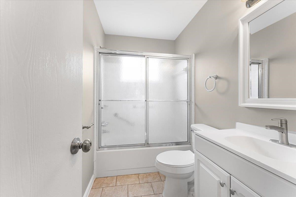 23021 Almond Avenue, Eastpointe, MI 48021 — Photo 9