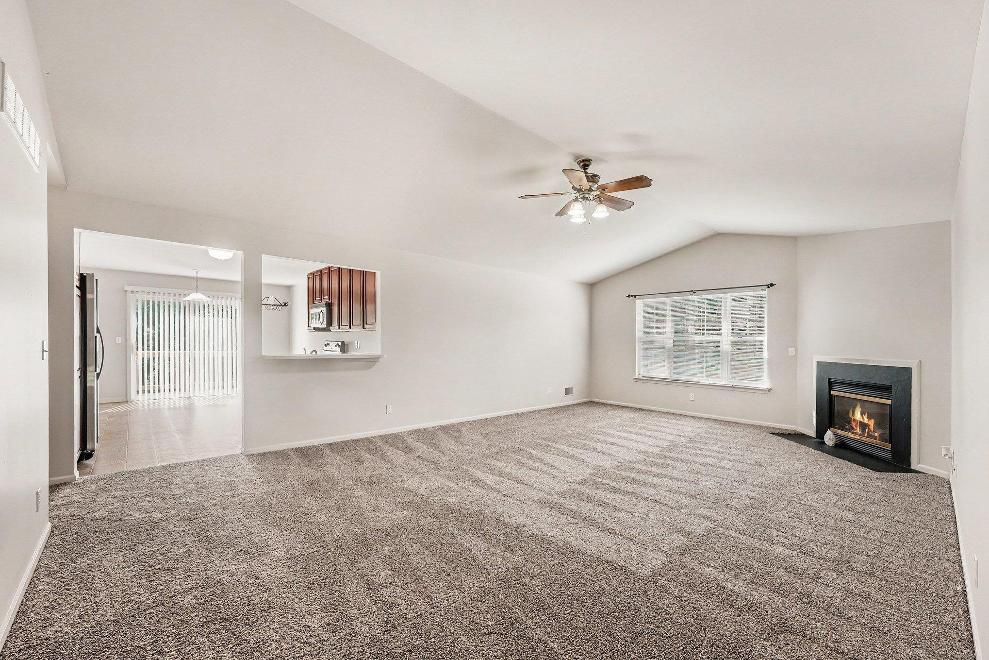 111 S Vista Drive, Auburn Hills, MI 48326 — Photo 7