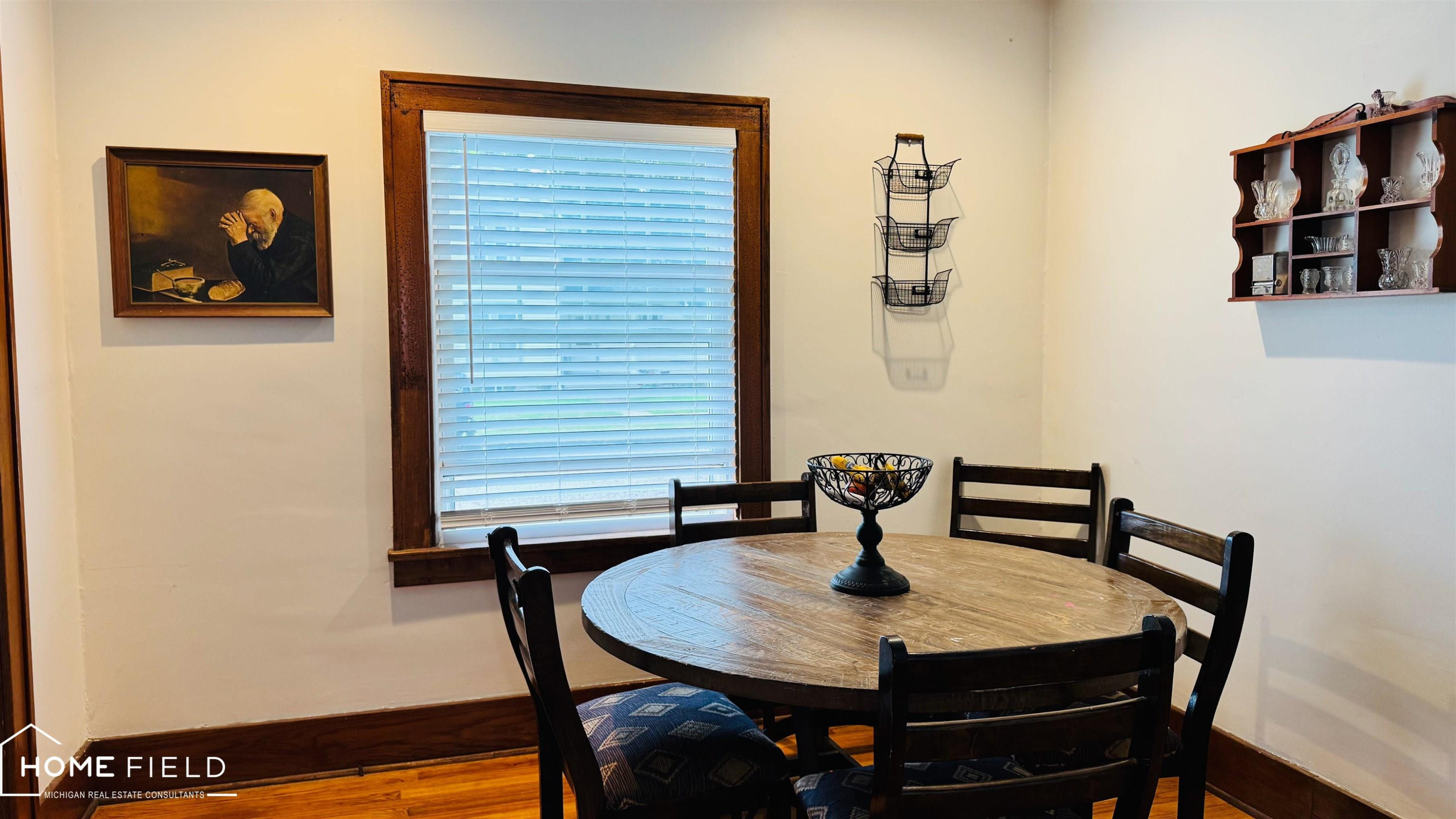 801 N Ball Street, Owosso, MI 48867 — Photo 9