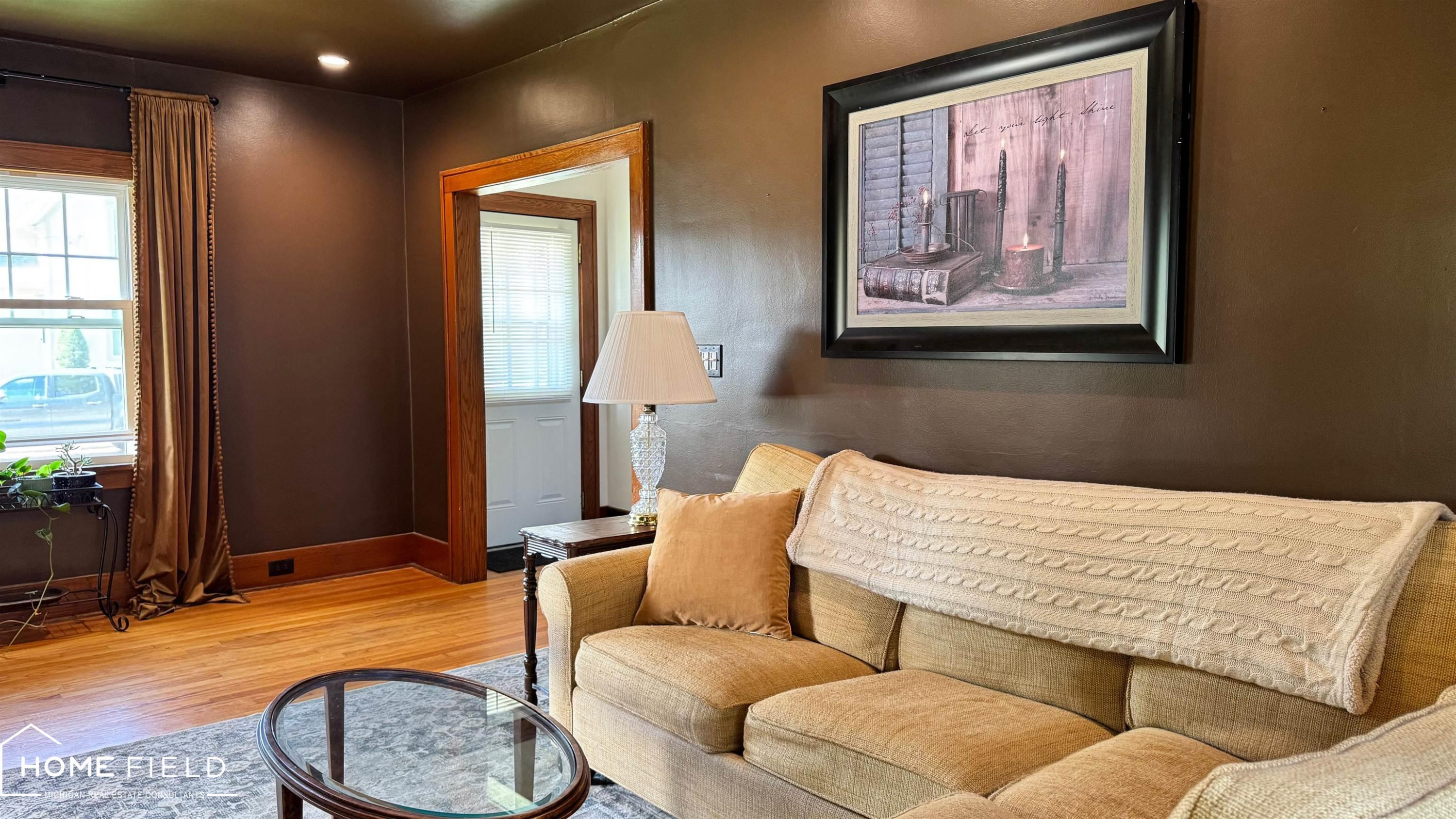 801 N Ball Street, Owosso, MI 48867 — Photo 14