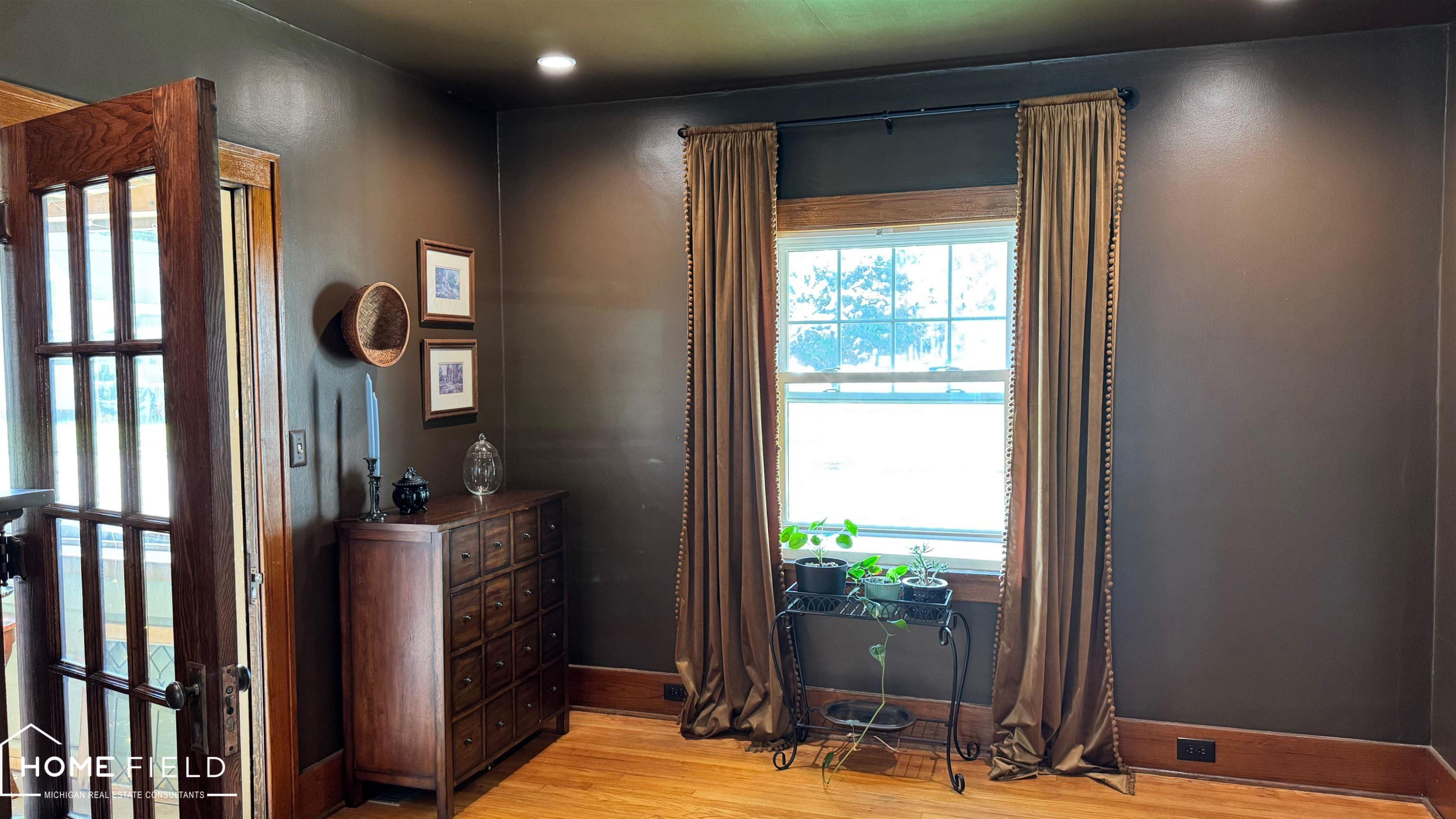 801 N Ball Street, Owosso, MI 48867 — Photo 15
