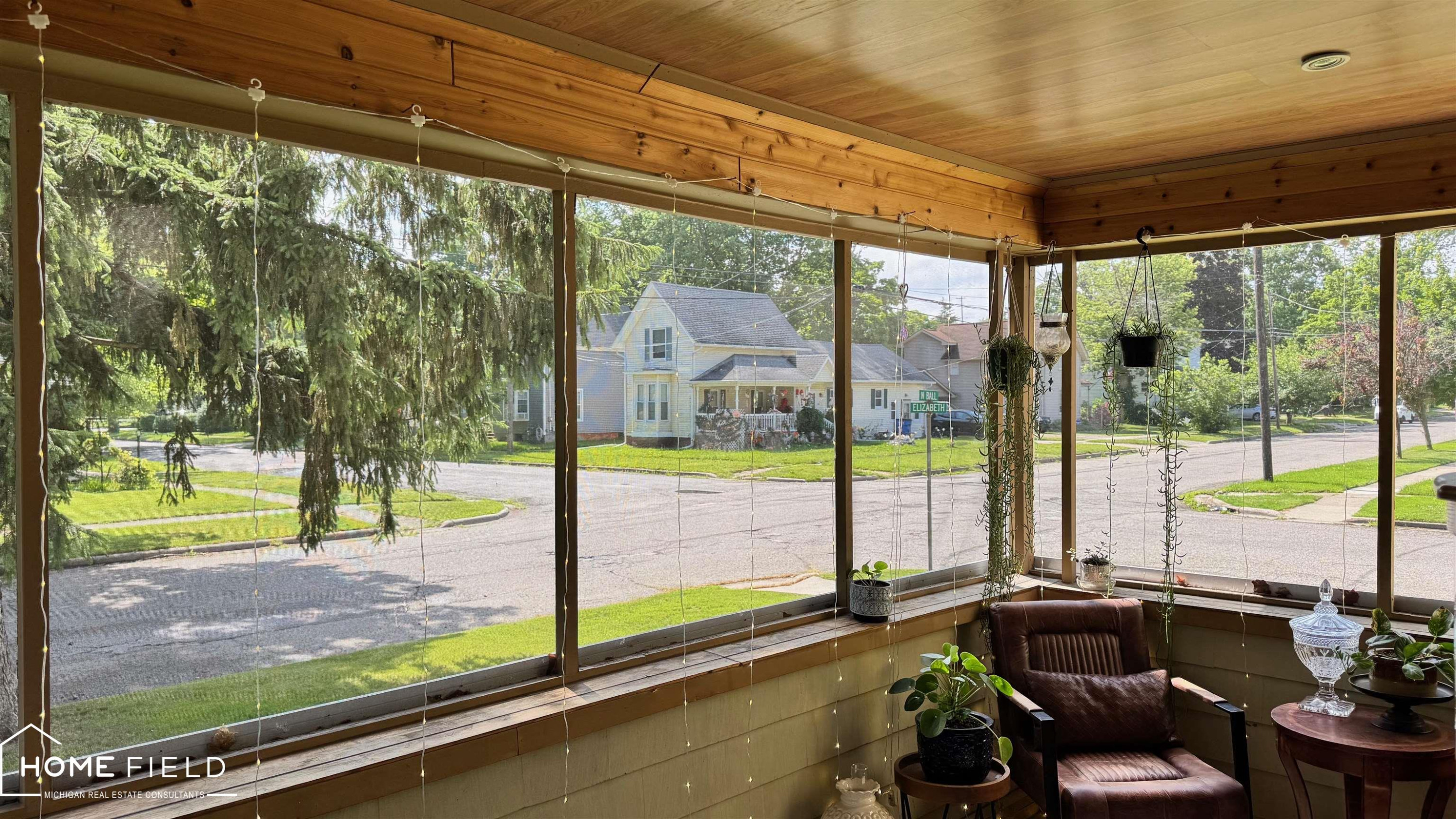 801 N Ball Street, Owosso, MI 48867 — Photo 16
