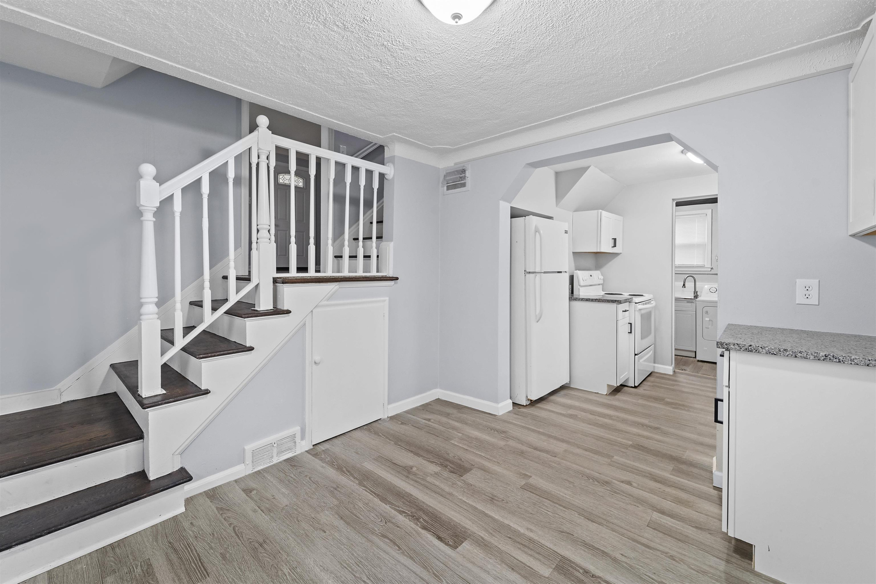 22456 Gascony Avenue, Eastpointe, MI 48021 — Photo 4