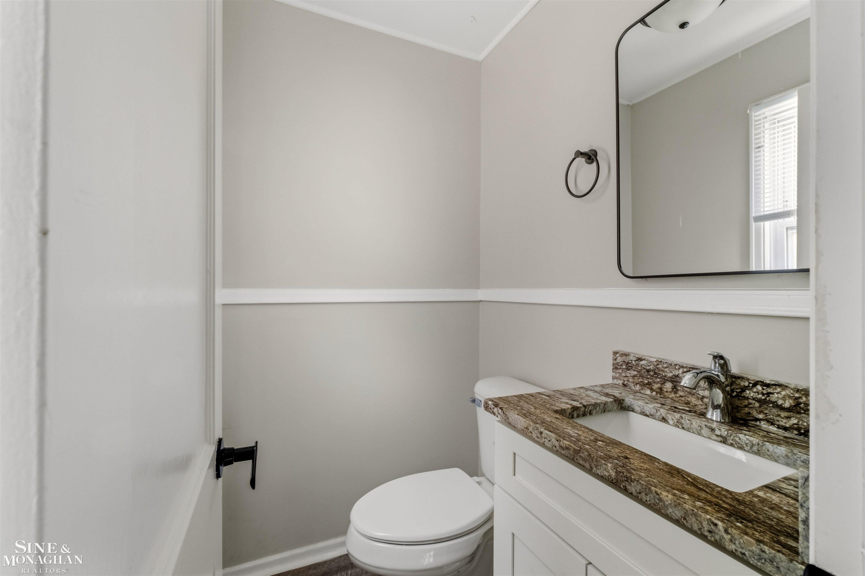 19282 Raymond Street, Grosse Pointe Woods, MI 48236 — Photo 17