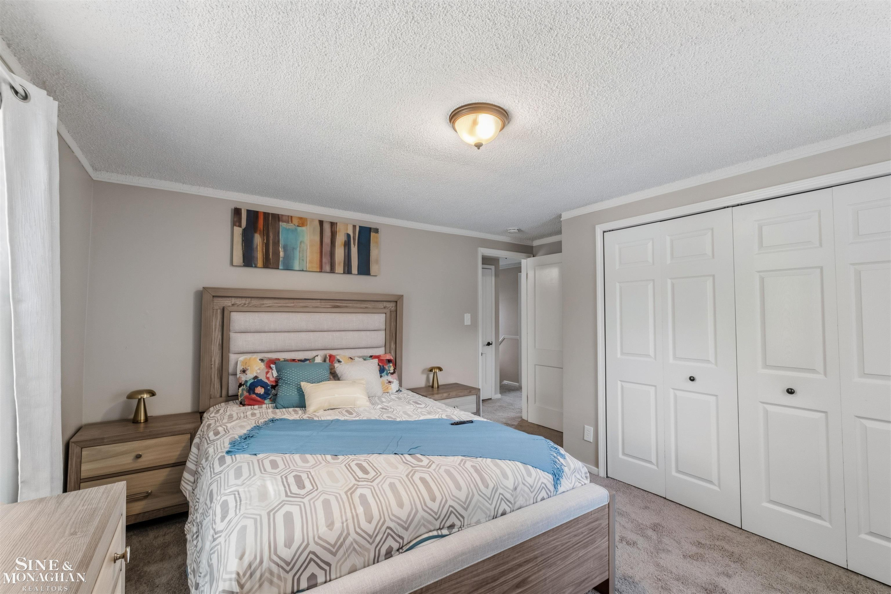 19282 Raymond Street, Grosse Pointe Woods, MI 48236 — Photo 22