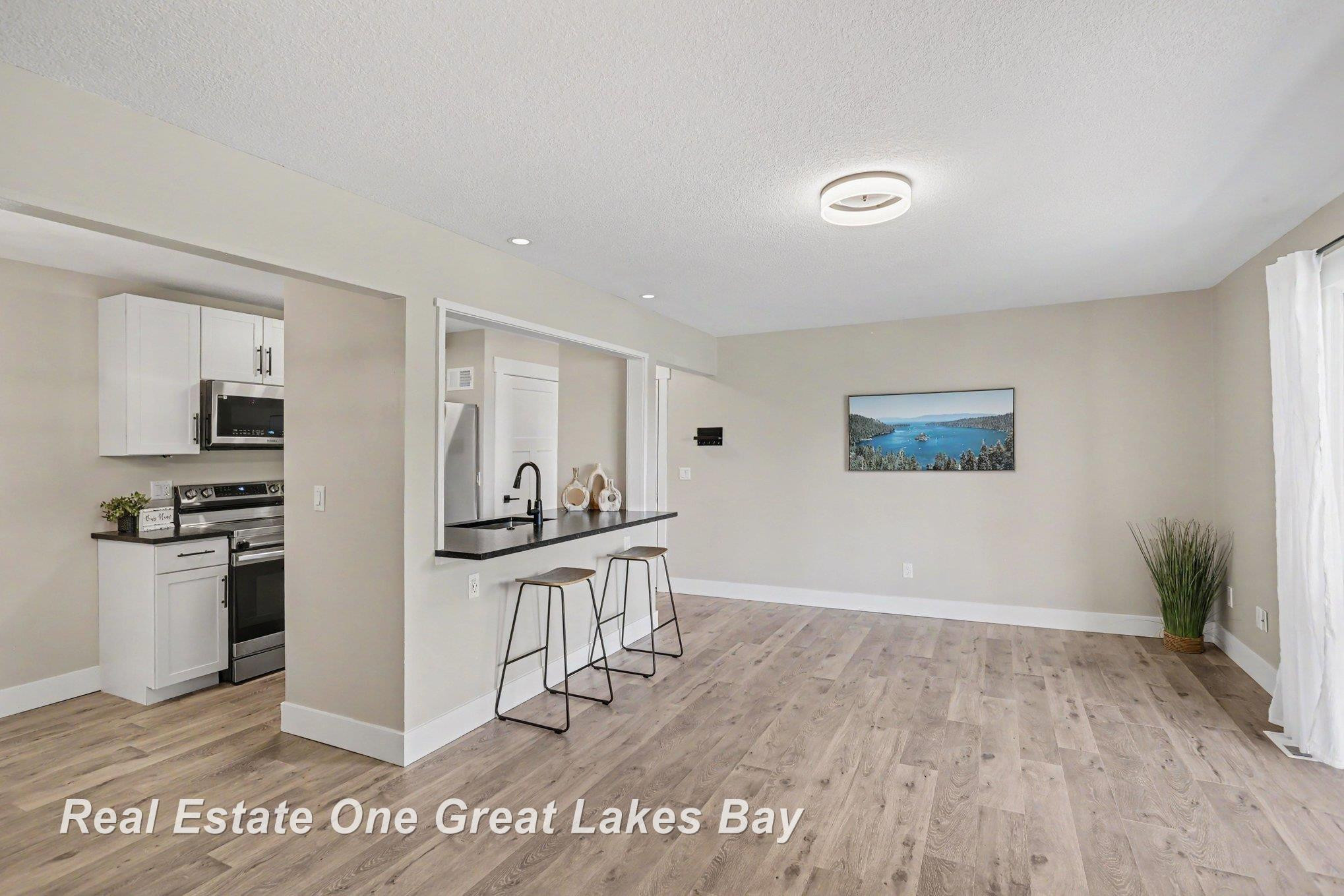 6091 Western Drive, Saginaw, MI 48638 — Photo 3