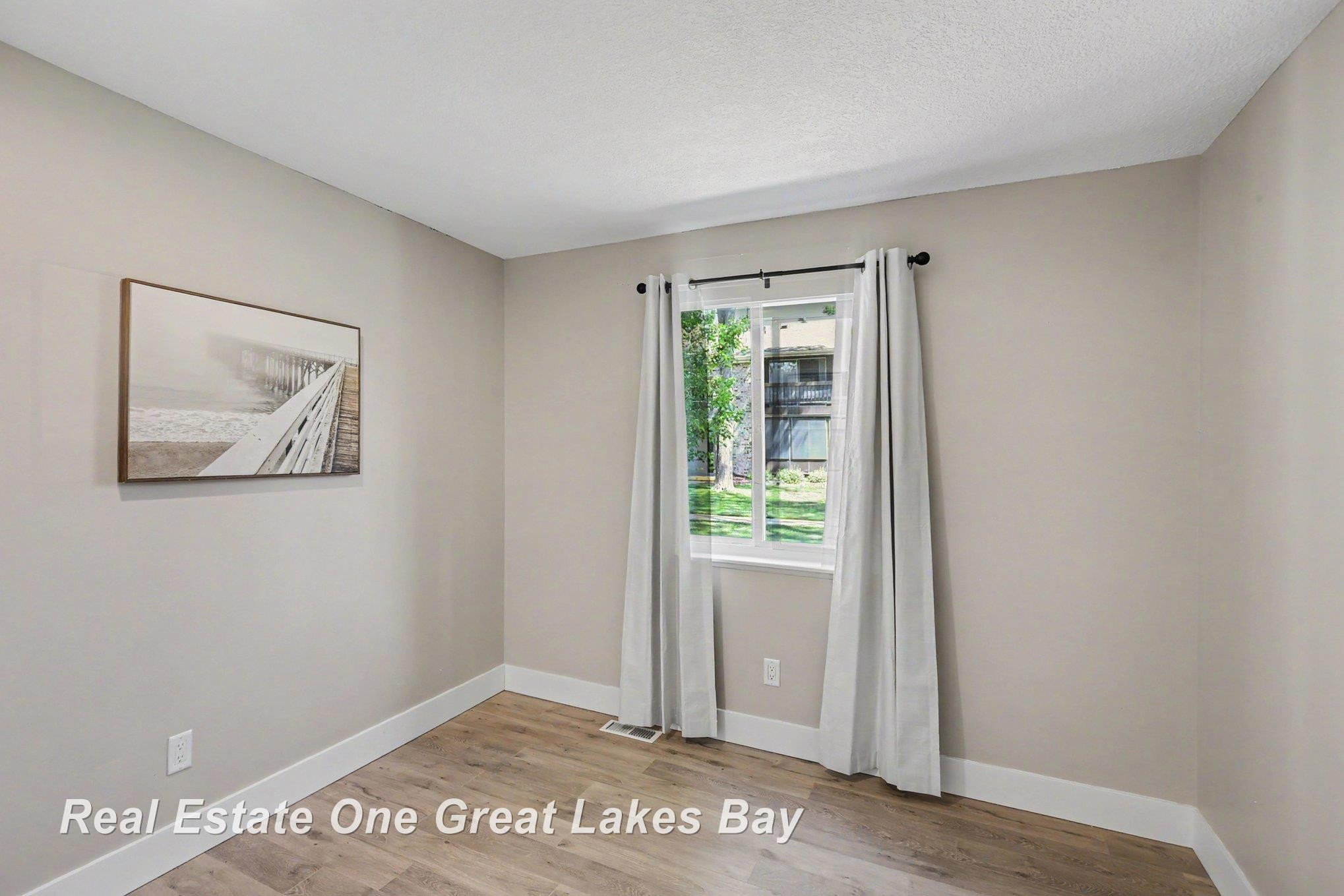 6091 Western Drive, Saginaw, MI 48638 — Photo 11