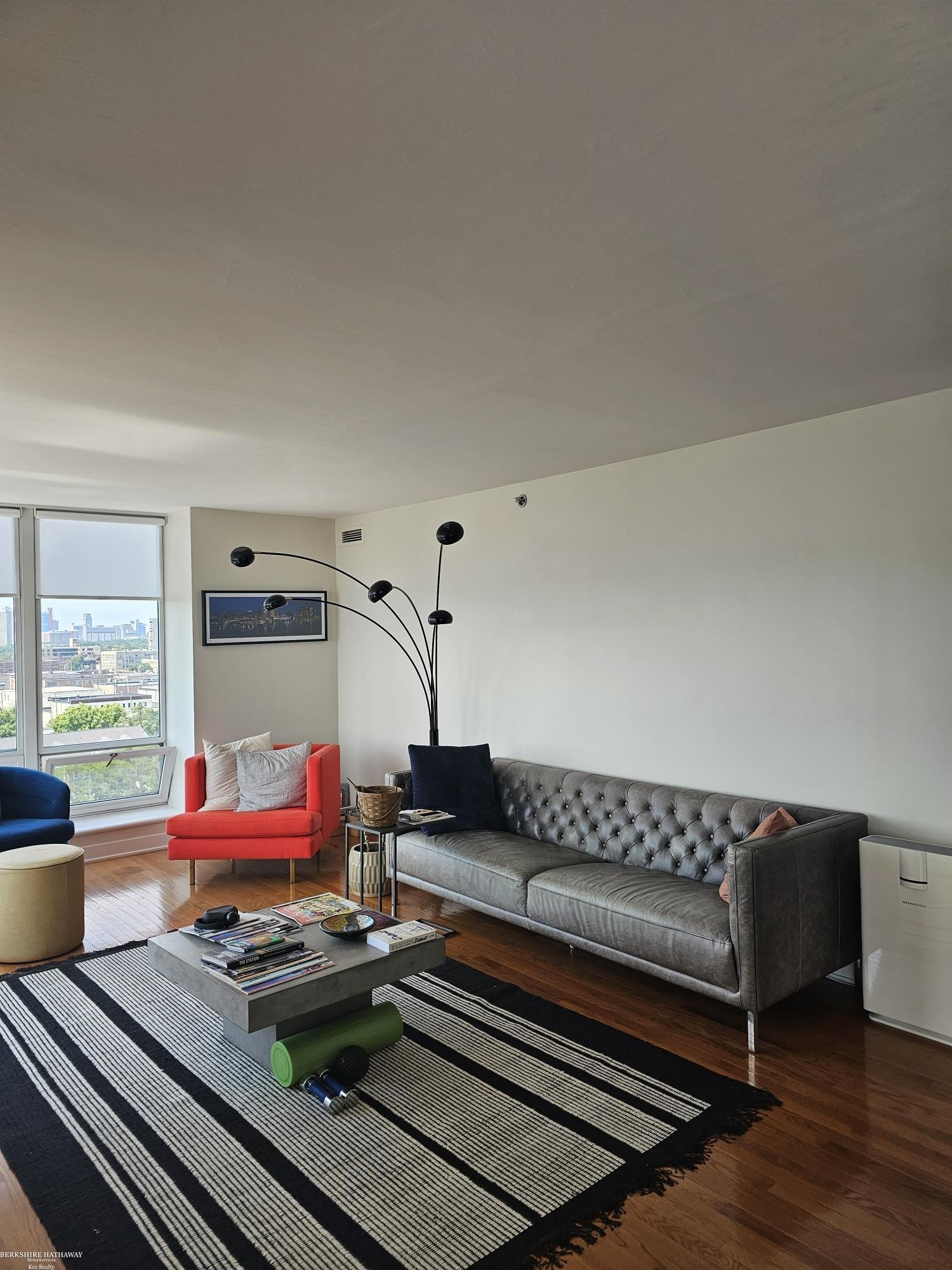 250 E Harbortown #1110 Drive, 1110, Detroit, MI 48207 — Photo 12