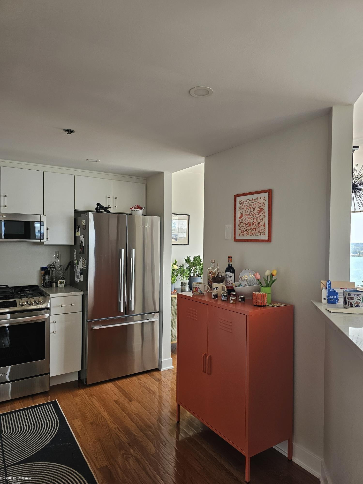 250 E Harbortown #1110 Drive, 1110, Detroit, MI 48207 — Photo 18