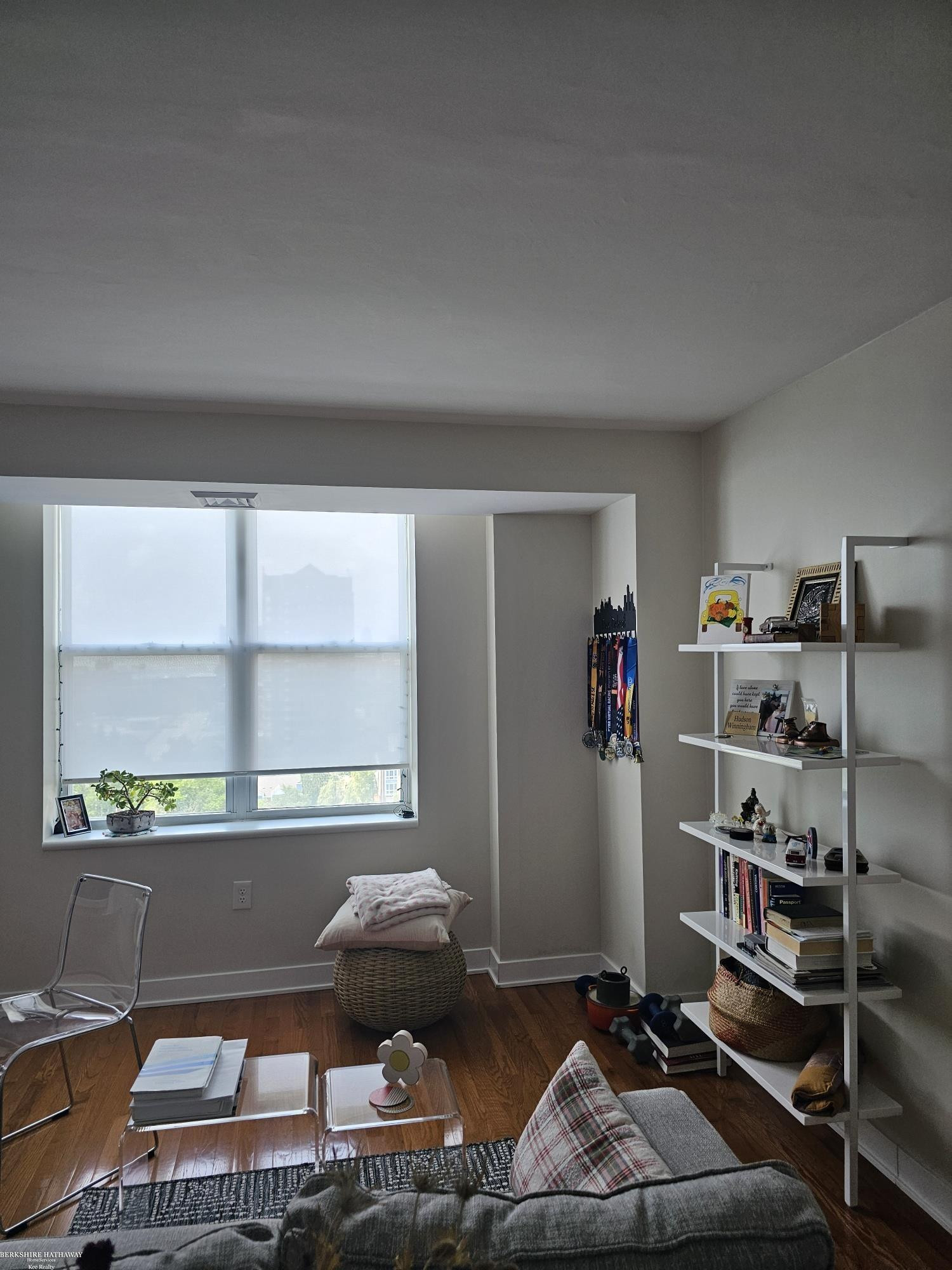 250 E Harbortown #1110 Drive, 1110, Detroit, MI 48207 — Photo 27