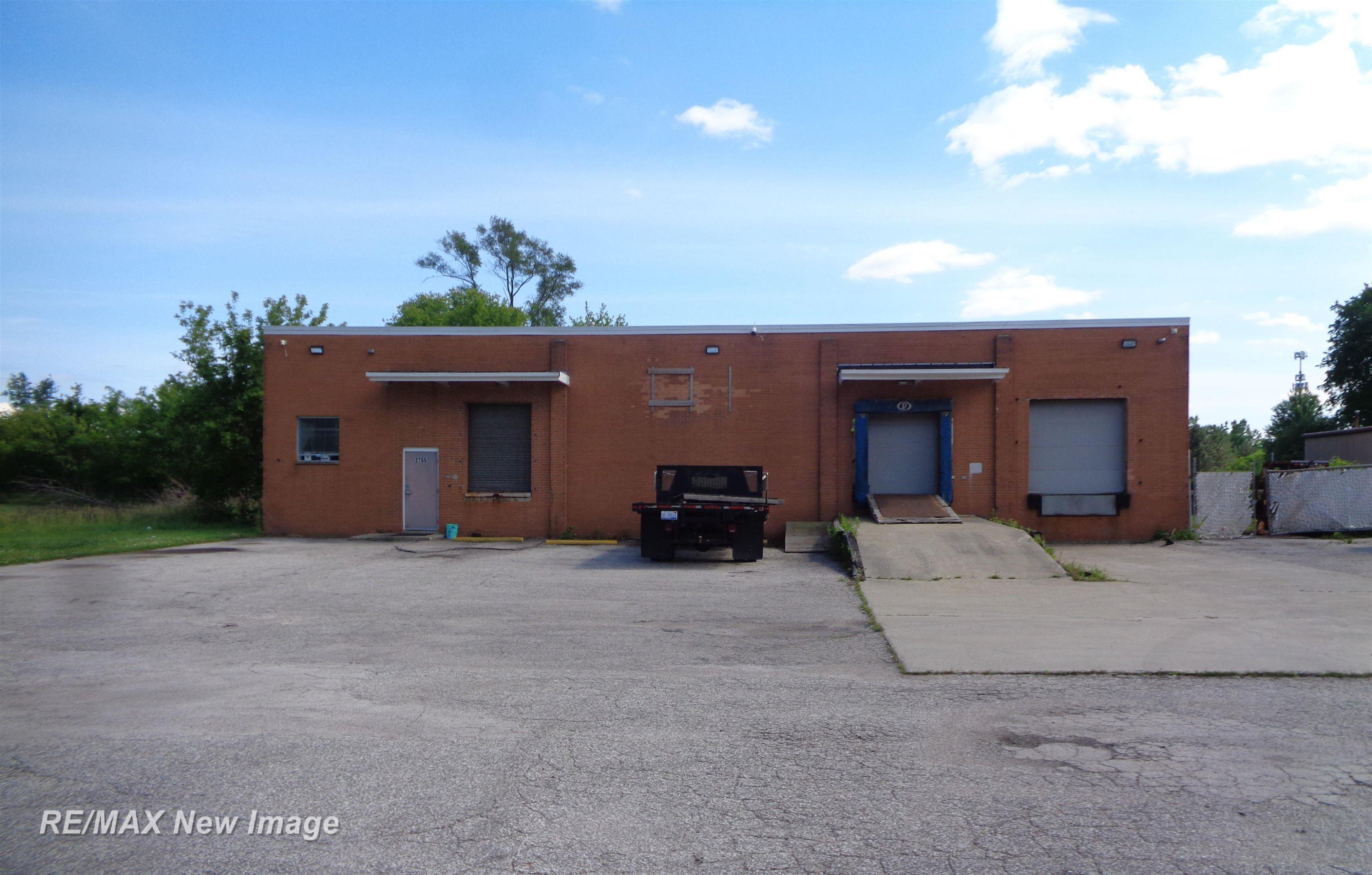 2675 Universal Drive, Saginaw, MI 48603