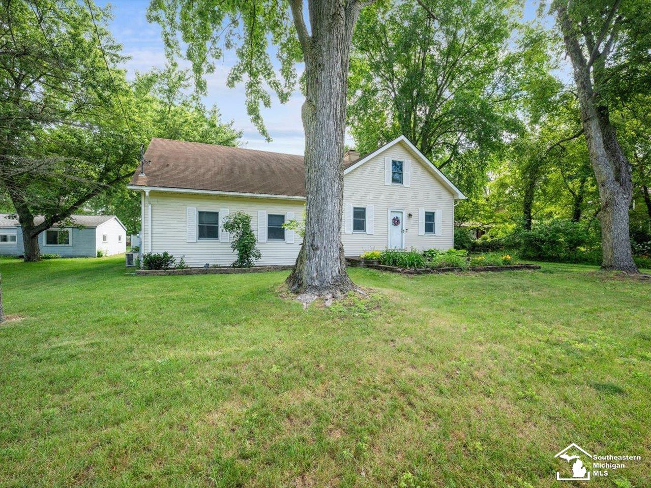 6740 Summerfield Road, Temperance, MI 48182 — Photo 2