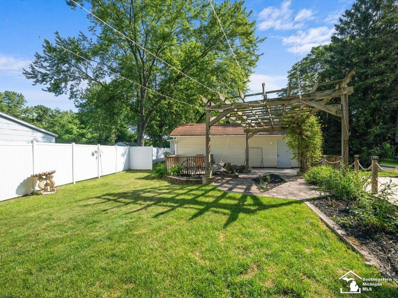6740 Summerfield Road, Temperance, MI 48182 — Photo 36