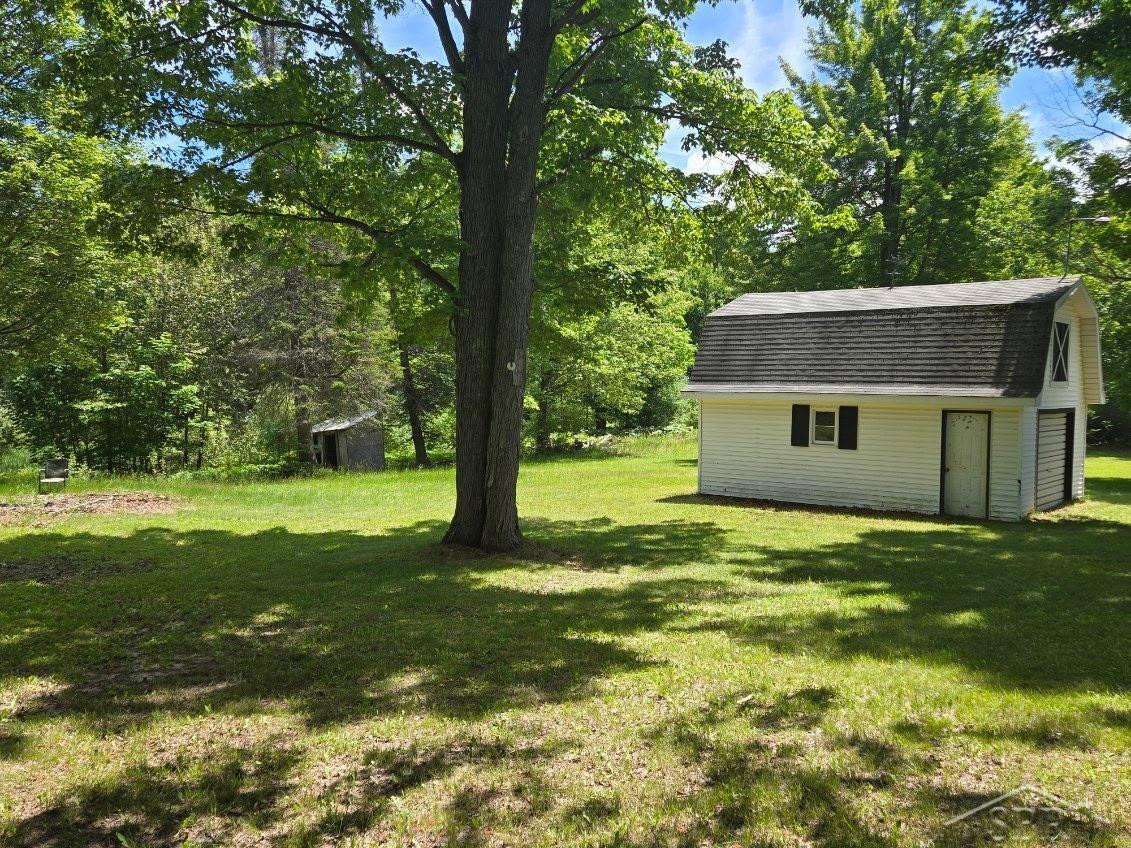 10263 Maple Valley Road, Gladwin, MI 48624 — Photo 13