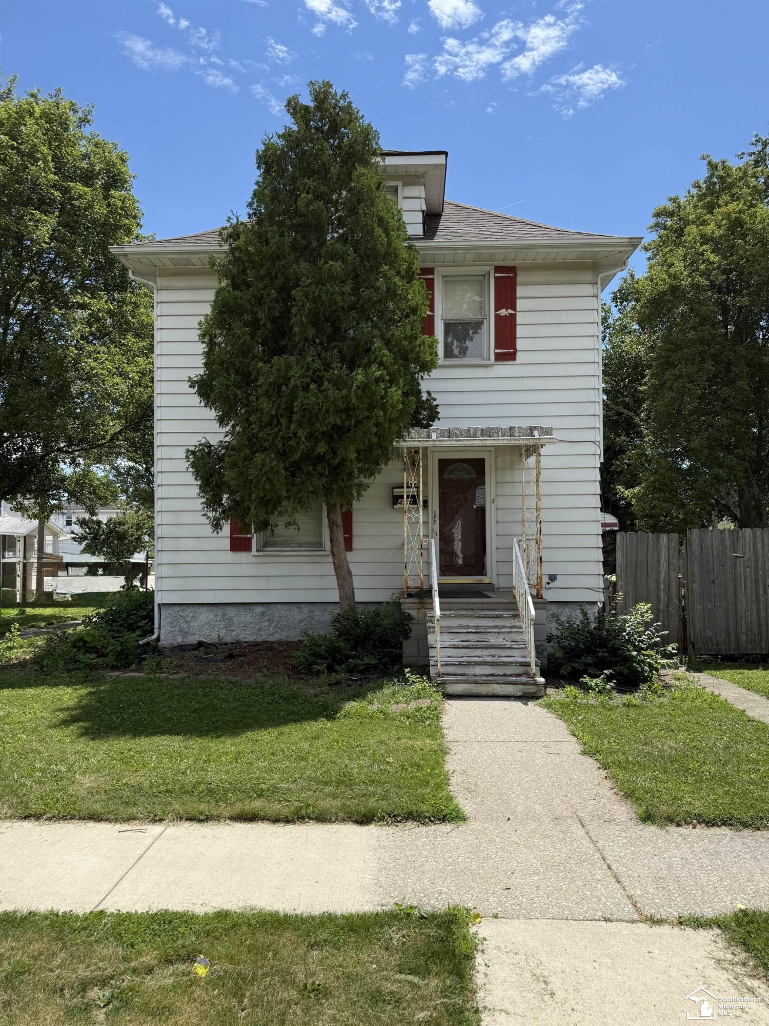 474 Riverview Avenue, Monroe, MI 48162 — front exterior