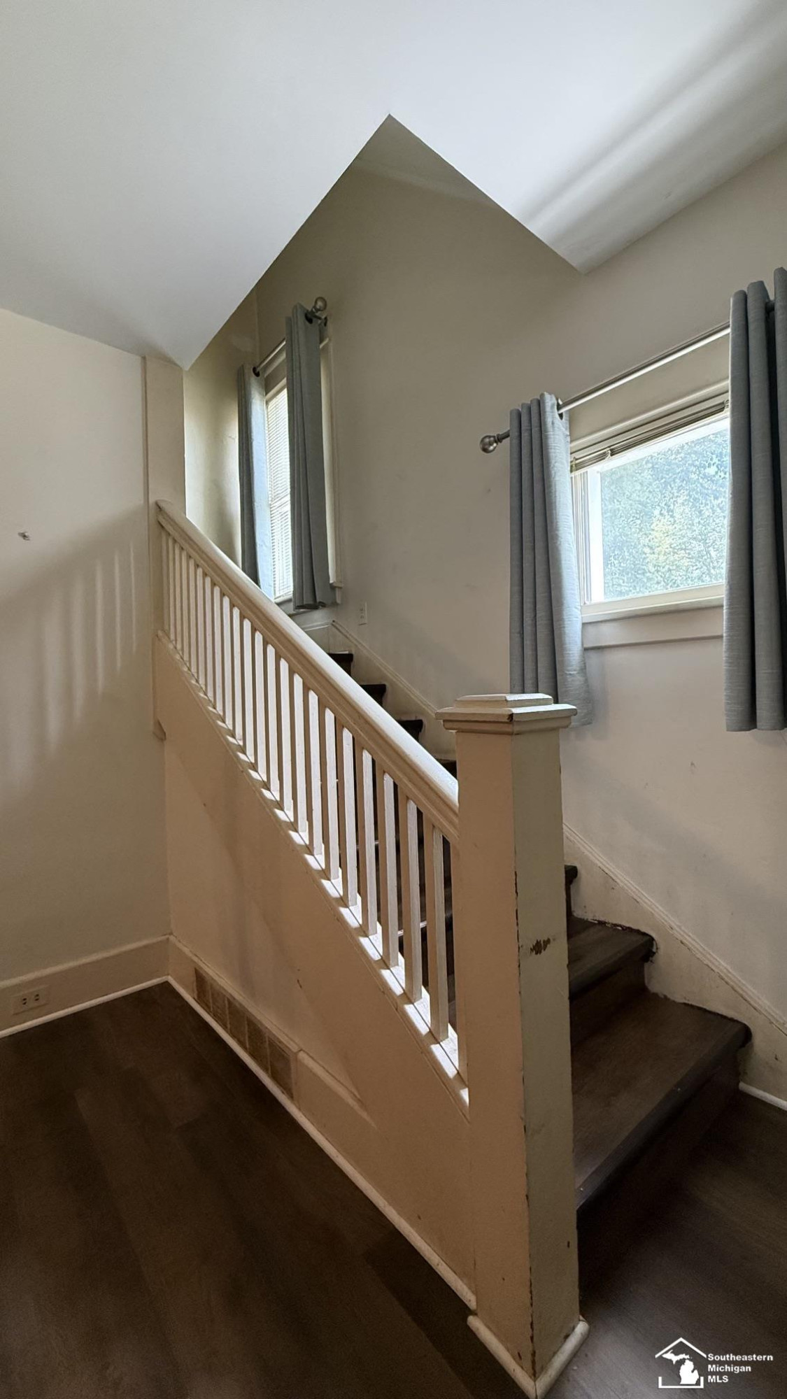 474 Riverview Avenue, Monroe, MI 48162 — Photo 6