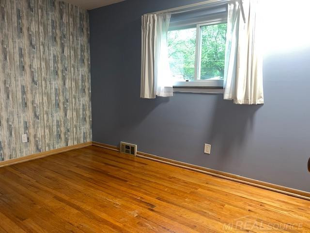 53039 Dryden Street, Utica, MI 48316 — Photo 6