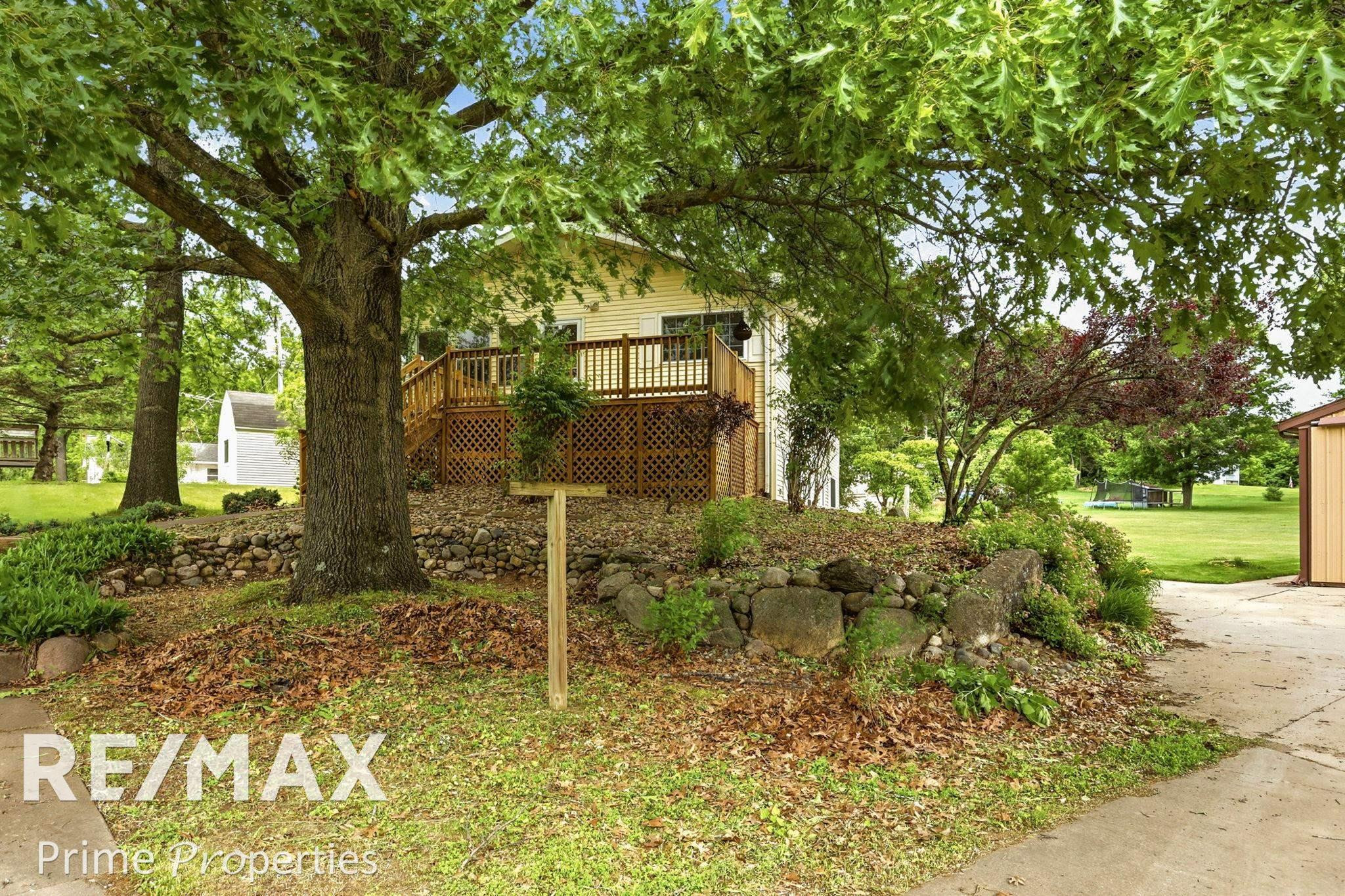 594 Lou Alice Drive, Columbiaville, MI 48421 — Photo 3