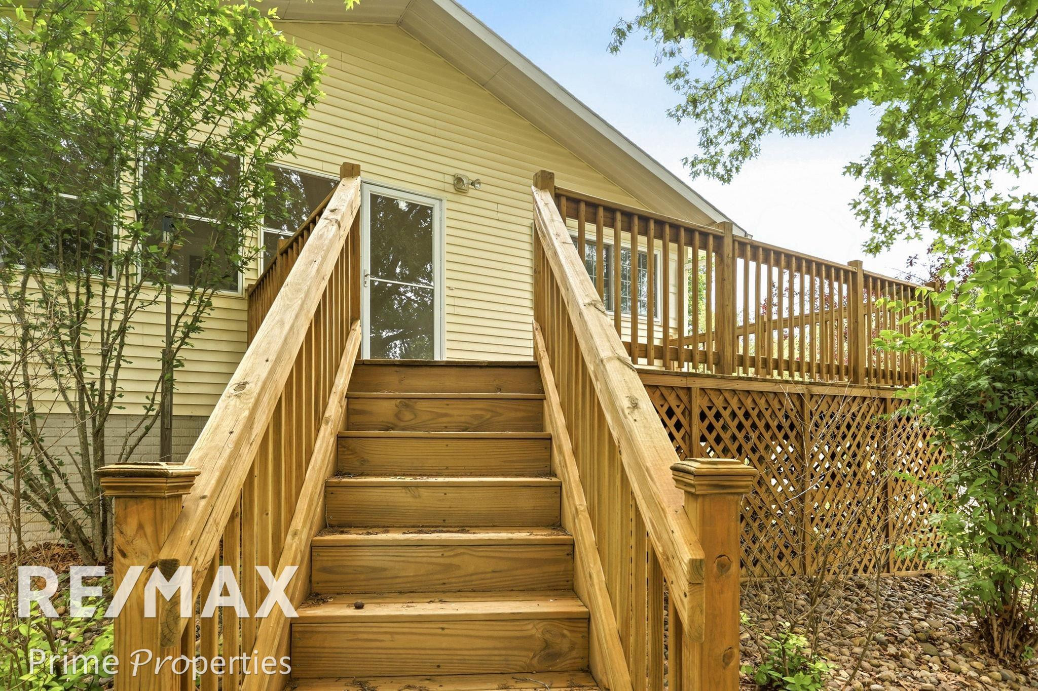 594 Lou Alice Drive, Columbiaville, MI 48421 — Photo 6