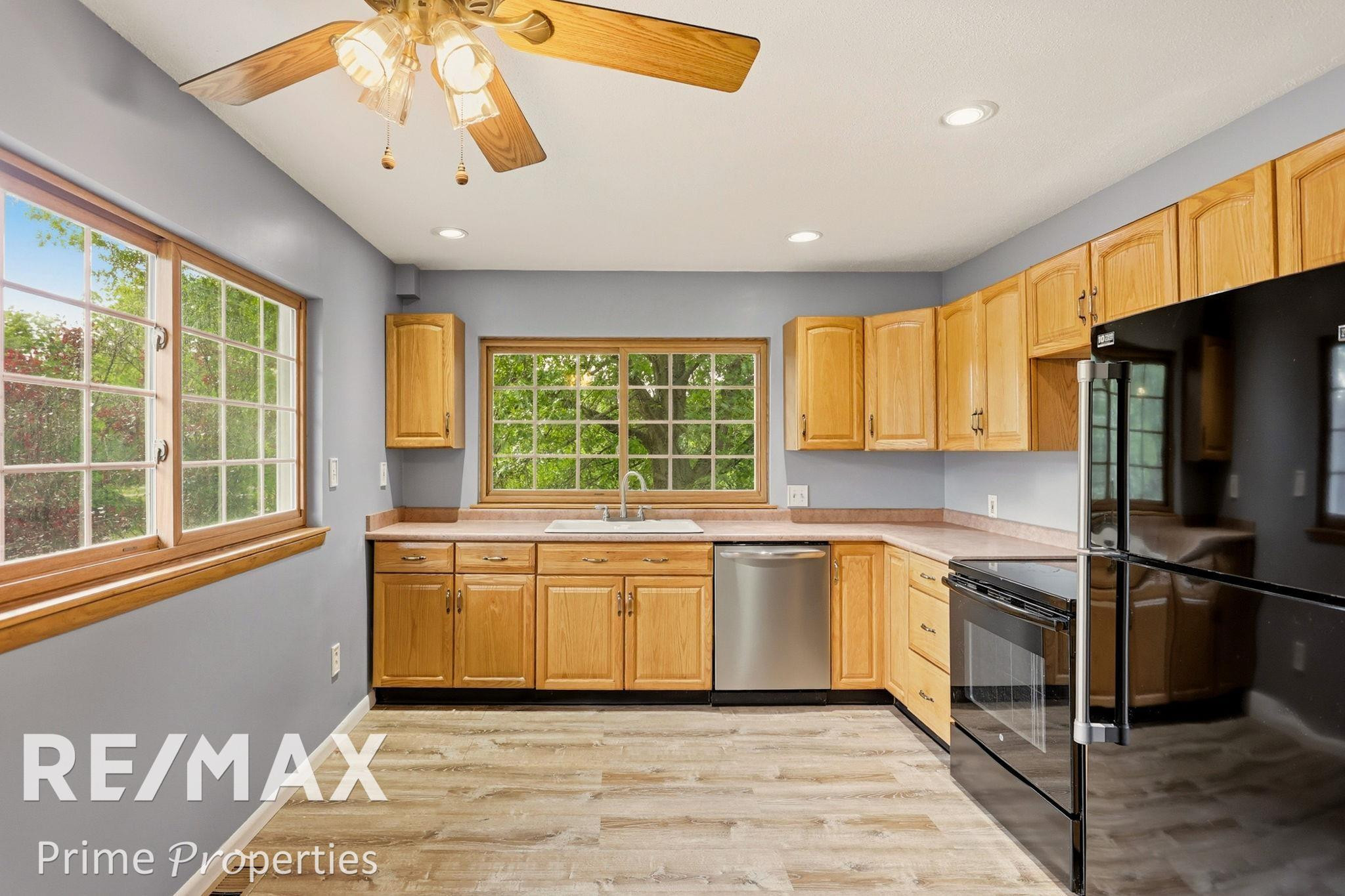 594 Lou Alice Drive, Columbiaville, MI 48421 — Photo 23