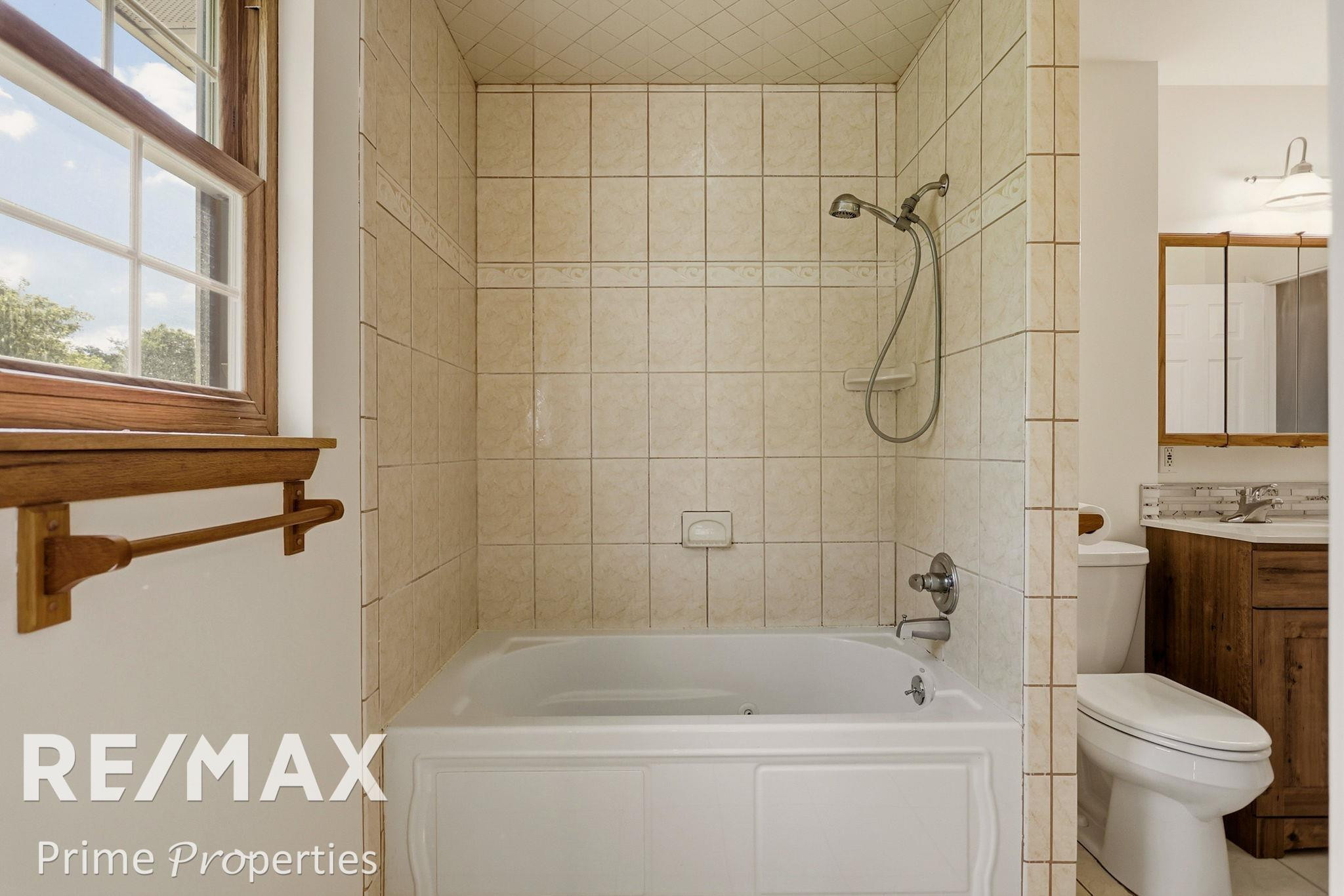 594 Lou Alice Drive, Columbiaville, MI 48421 — Photo 31