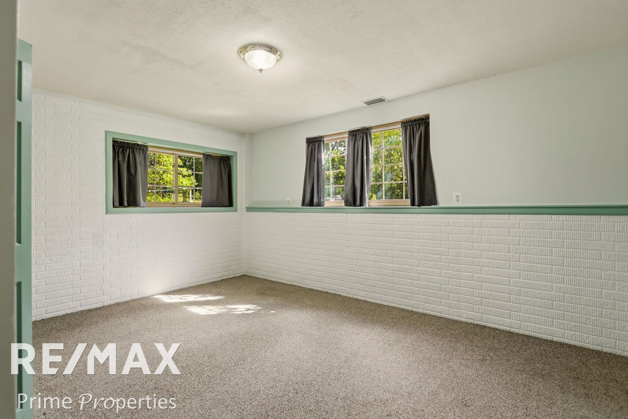 594 Lou Alice Drive, Columbiaville, MI 48421 — Photo 36