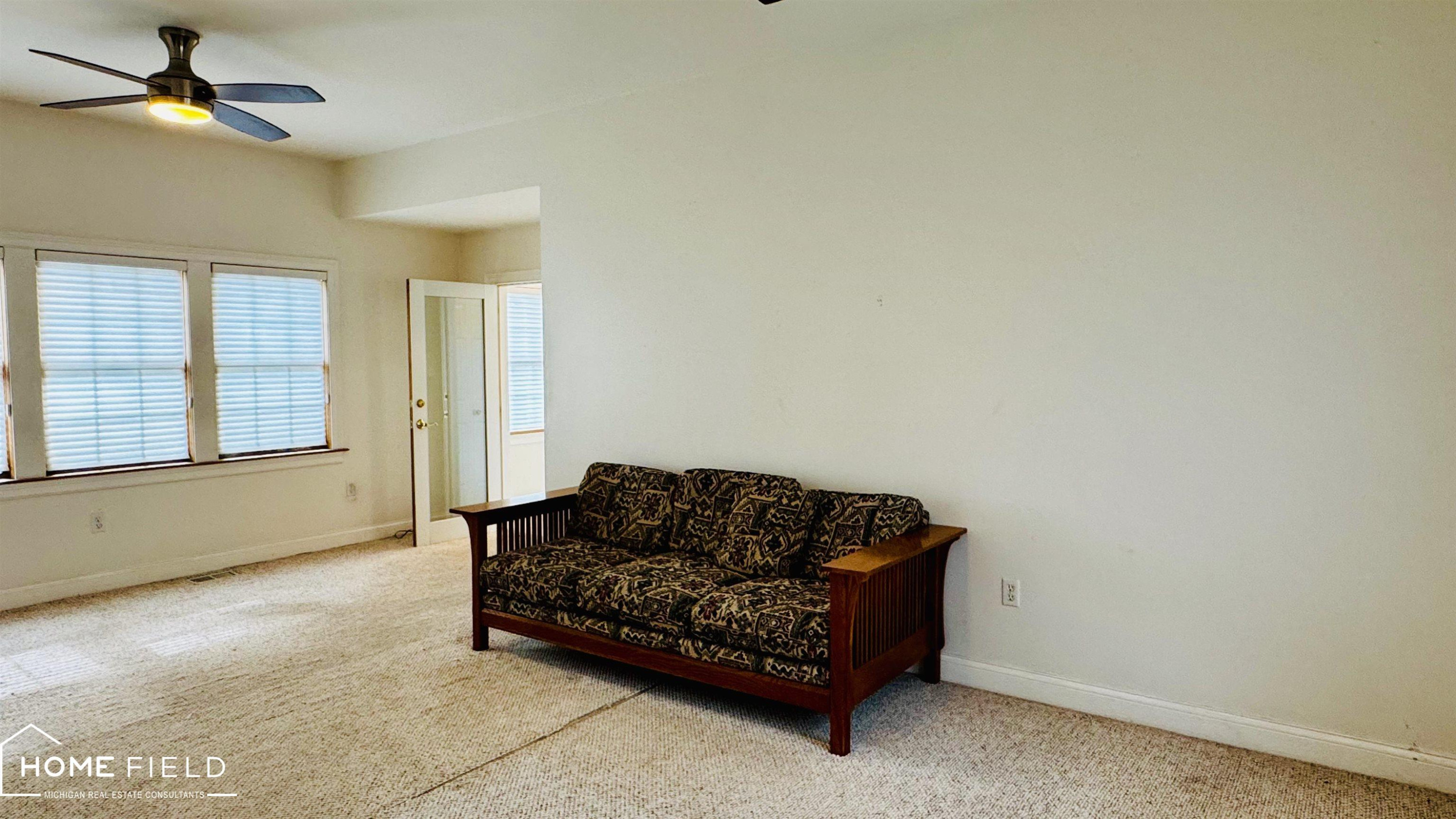 531 Randolph Street, Owosso, MI 48867 — Photo 7
