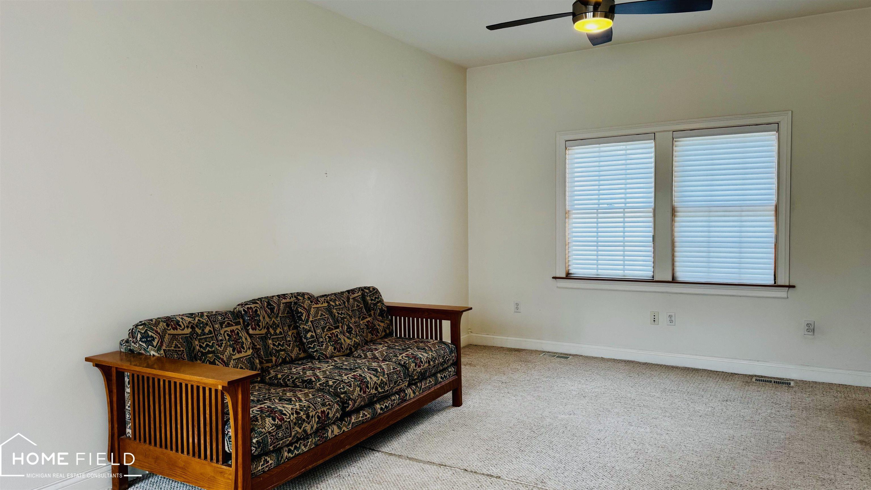 531 Randolph Street, Owosso, MI 48867 — Photo 8