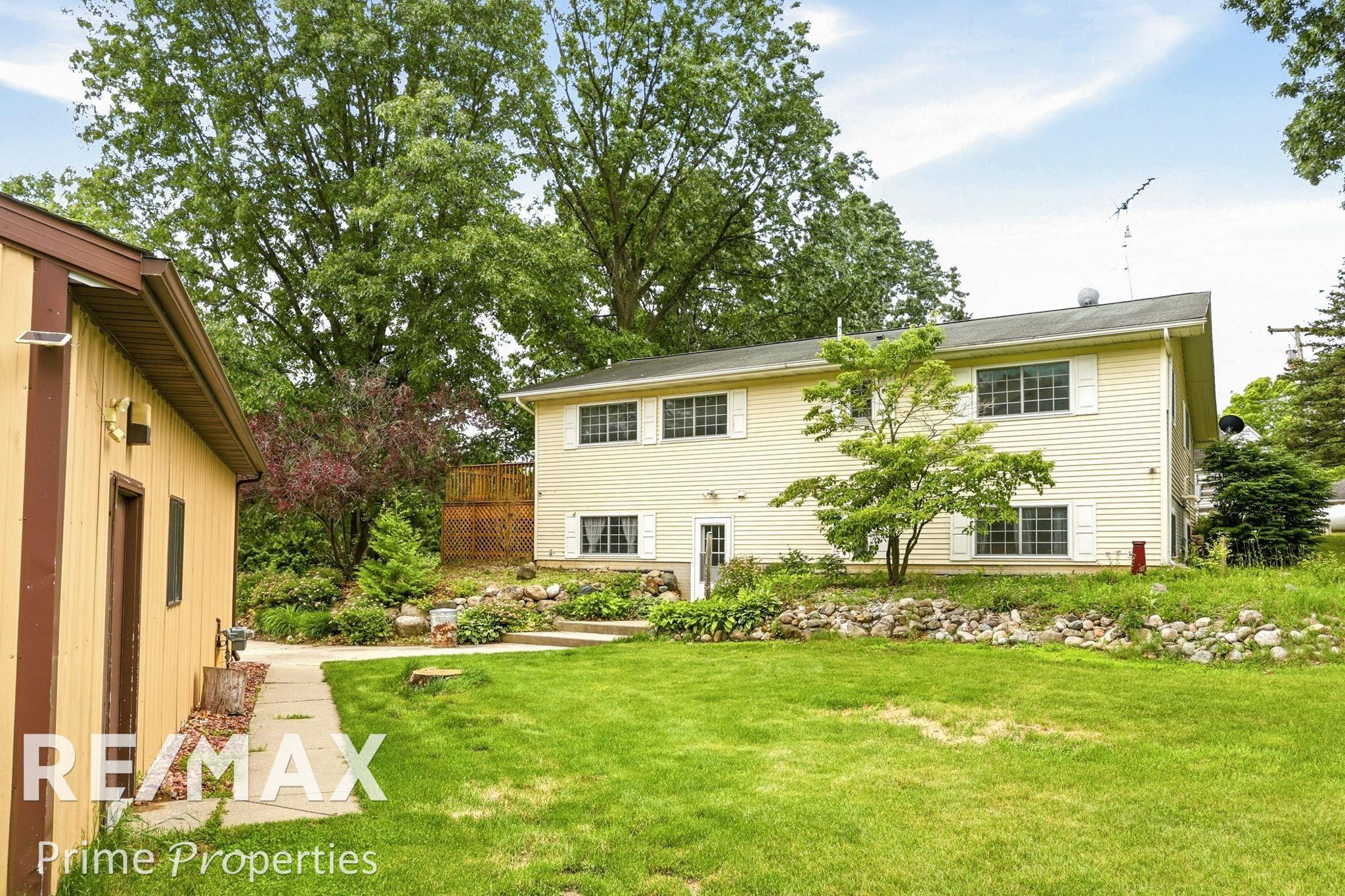 594 Lou Alice Drive, Columbiaville, MI 48421 — Photo 47