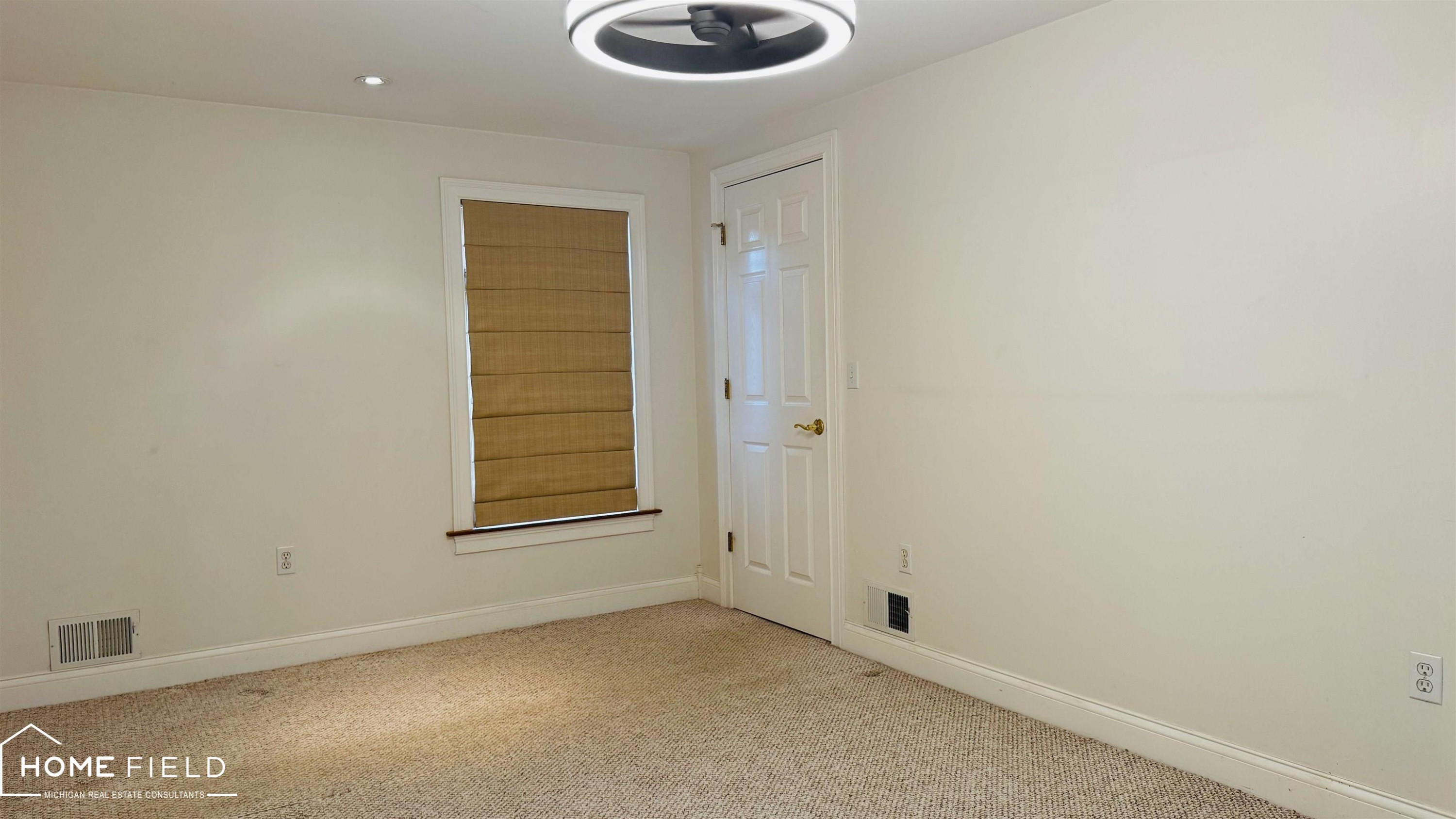 531 Randolph Street, Owosso, MI 48867 — Photo 15