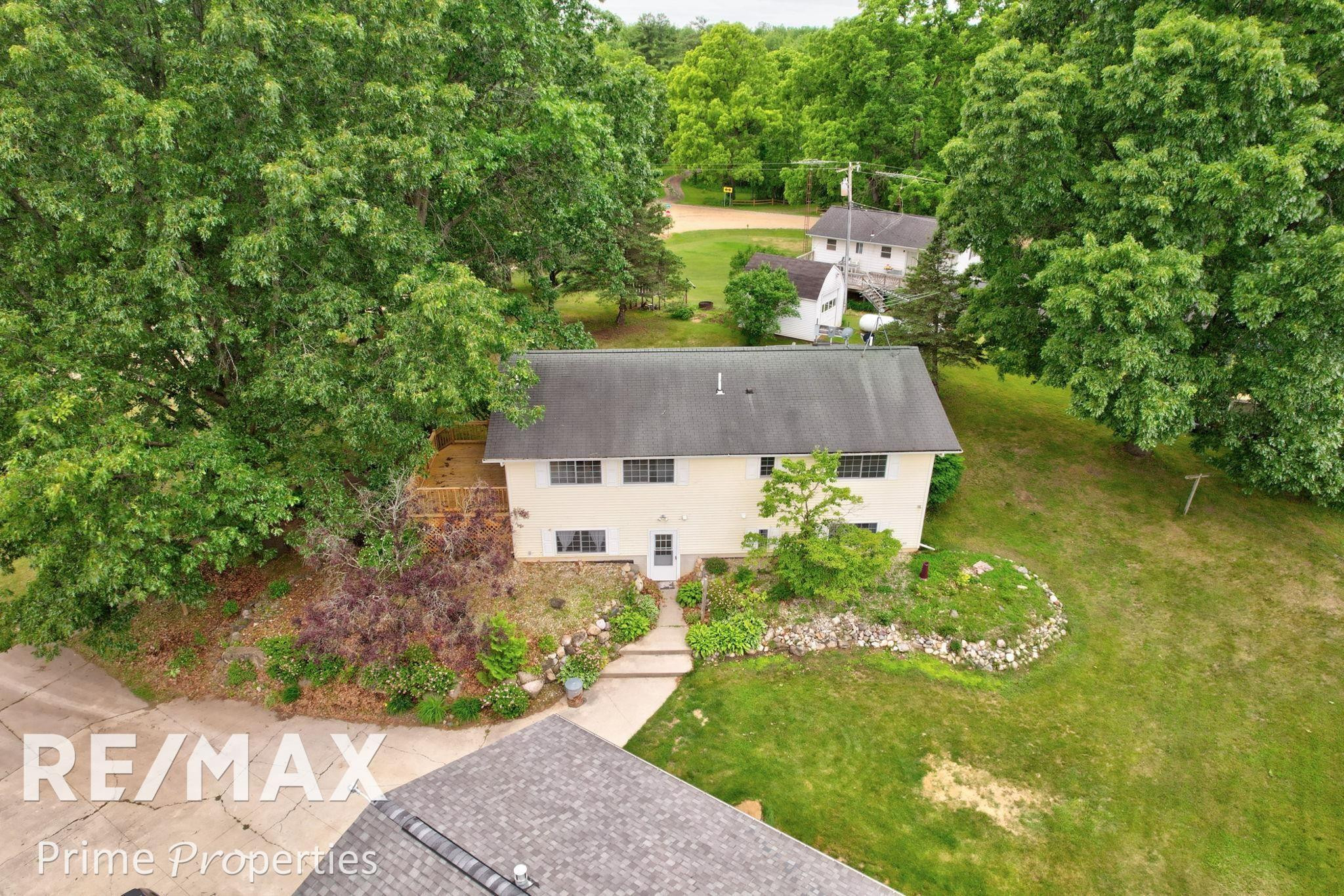 594 Lou Alice Drive, Columbiaville, MI 48421 — Photo 52