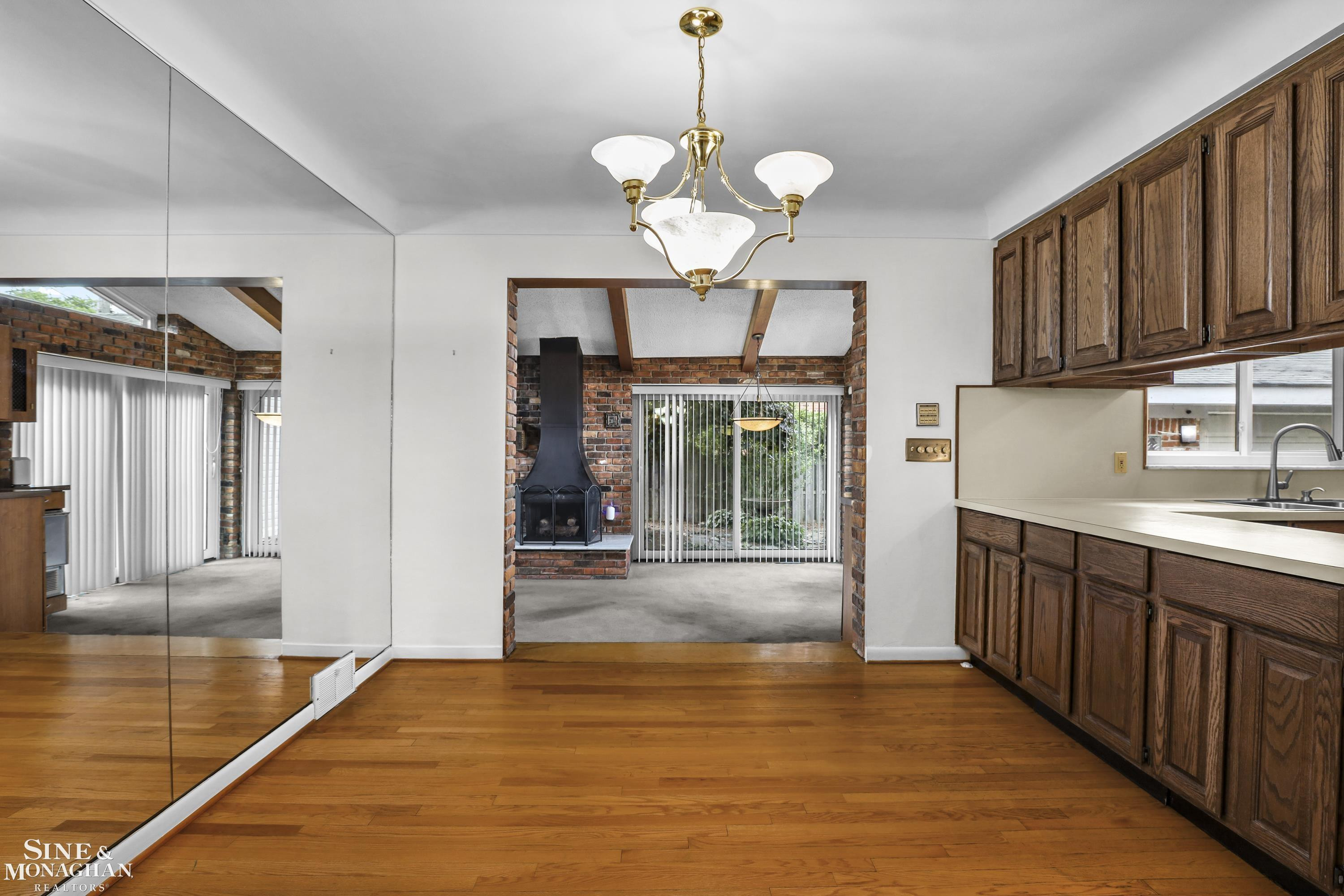 20631 Wedgewood Drive, Grosse Pointe Woods, MI 48236 — Photo 11