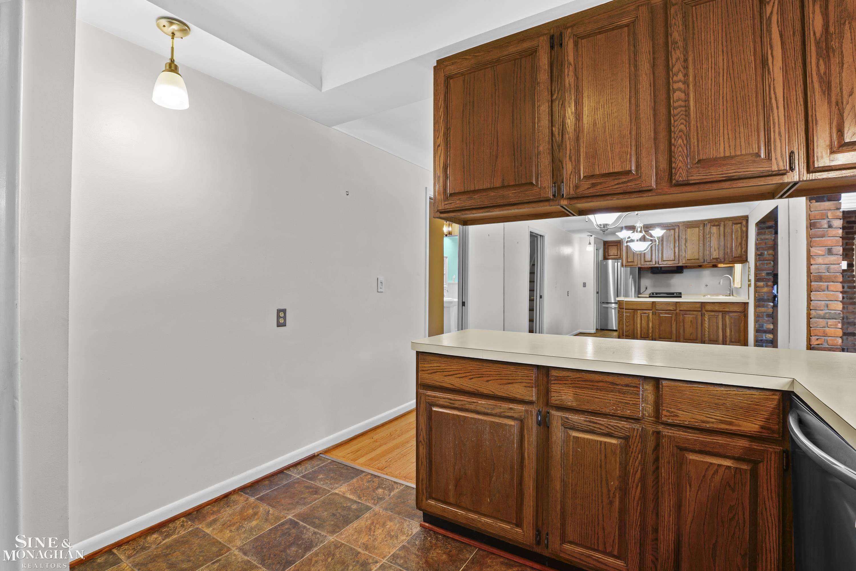 20631 Wedgewood Drive, Grosse Pointe Woods, MI 48236 — Photo 12