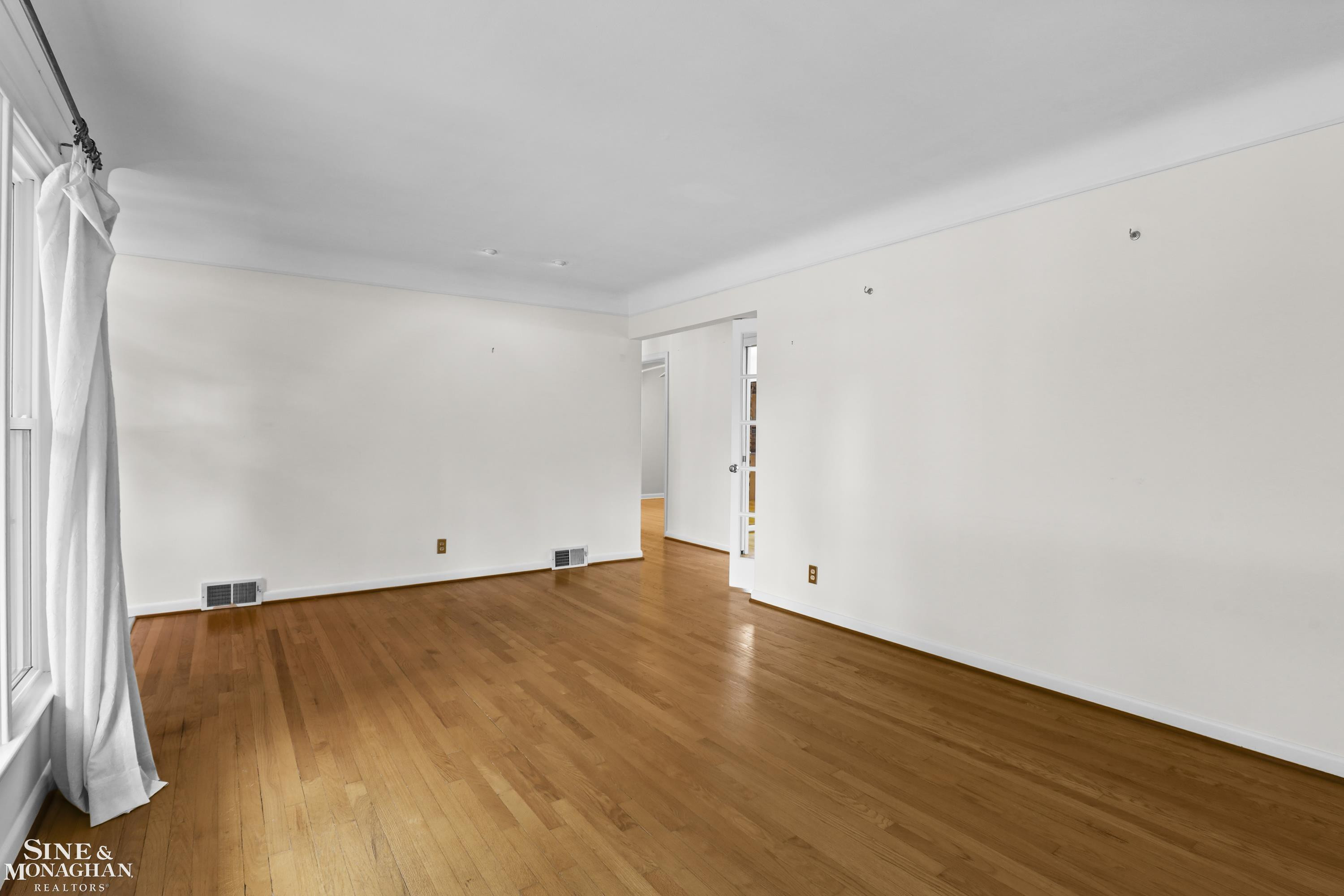 20631 Wedgewood Drive, Grosse Pointe Woods, MI 48236 — Photo 45