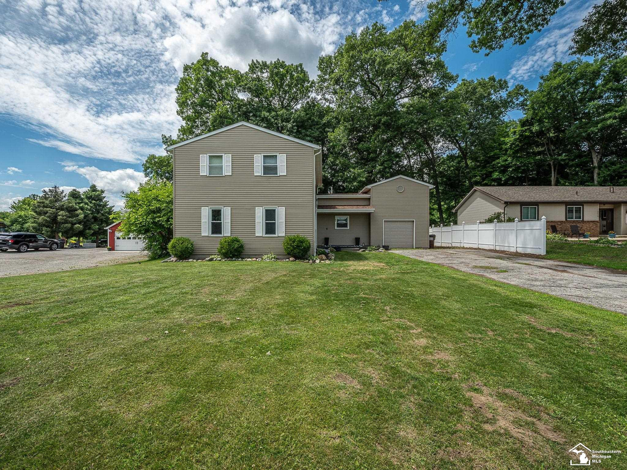3881 E Stein Road, La Salle, MI