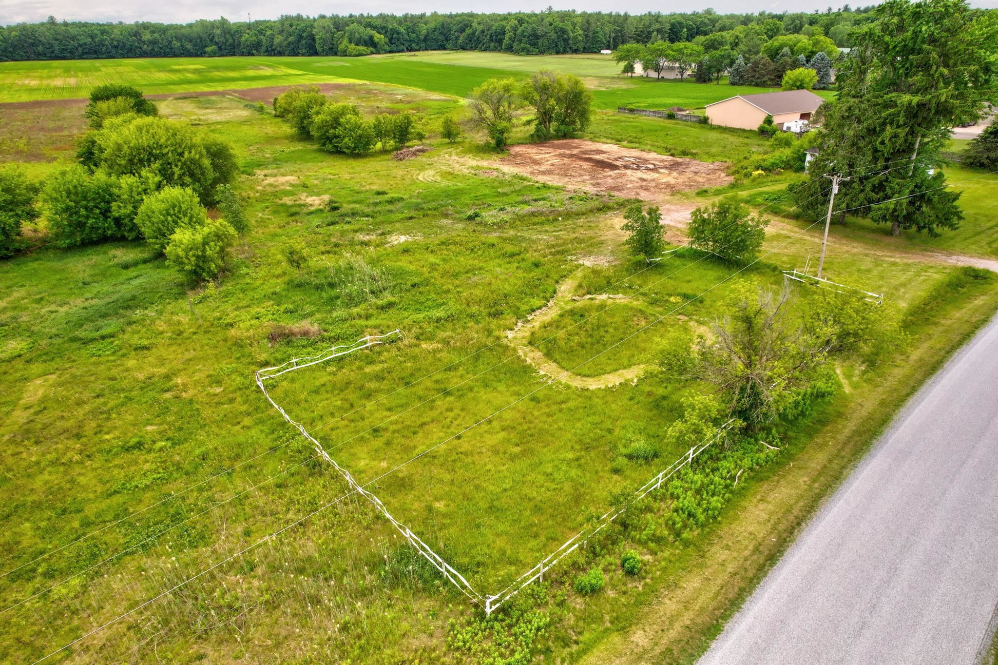 7670 E Curtis Road, Frankenmuth, MI 48734 — Photo 8