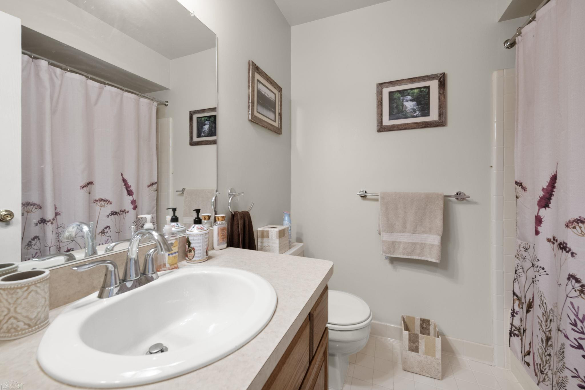 49431 Ferrisburg Court, Shelby Twp, MI 48315 — Photo 20