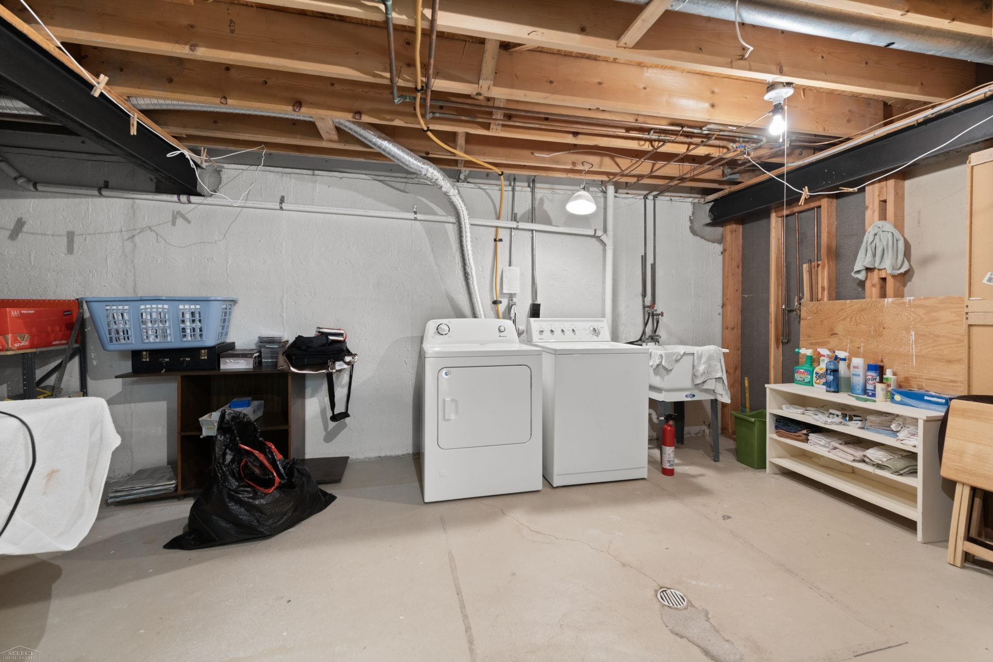 49431 Ferrisburg Court, Shelby Twp, MI 48315 — Photo 31