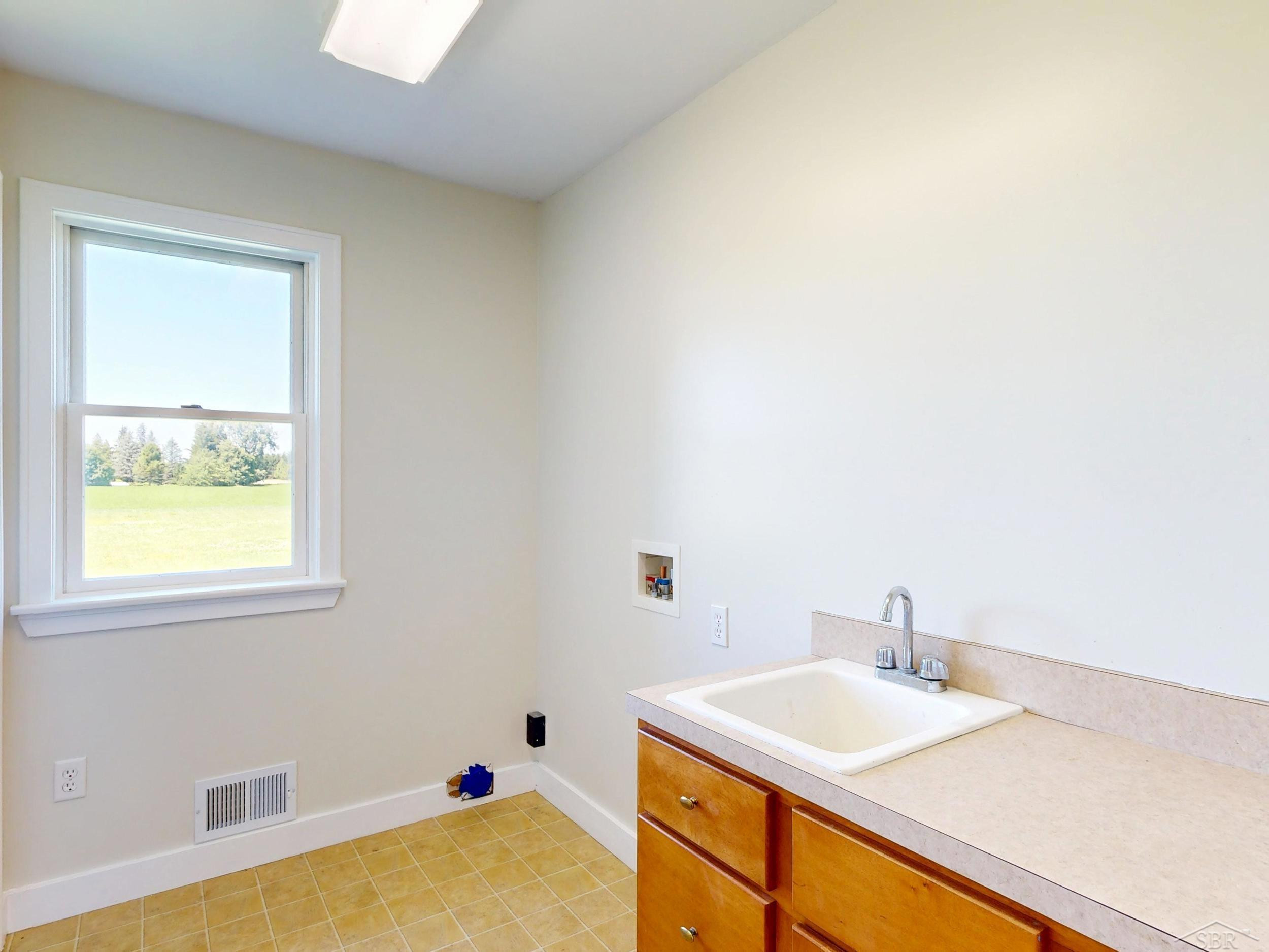 9451 W Tuscola Road, Frankenmuth, MI 48734 — Photo 20