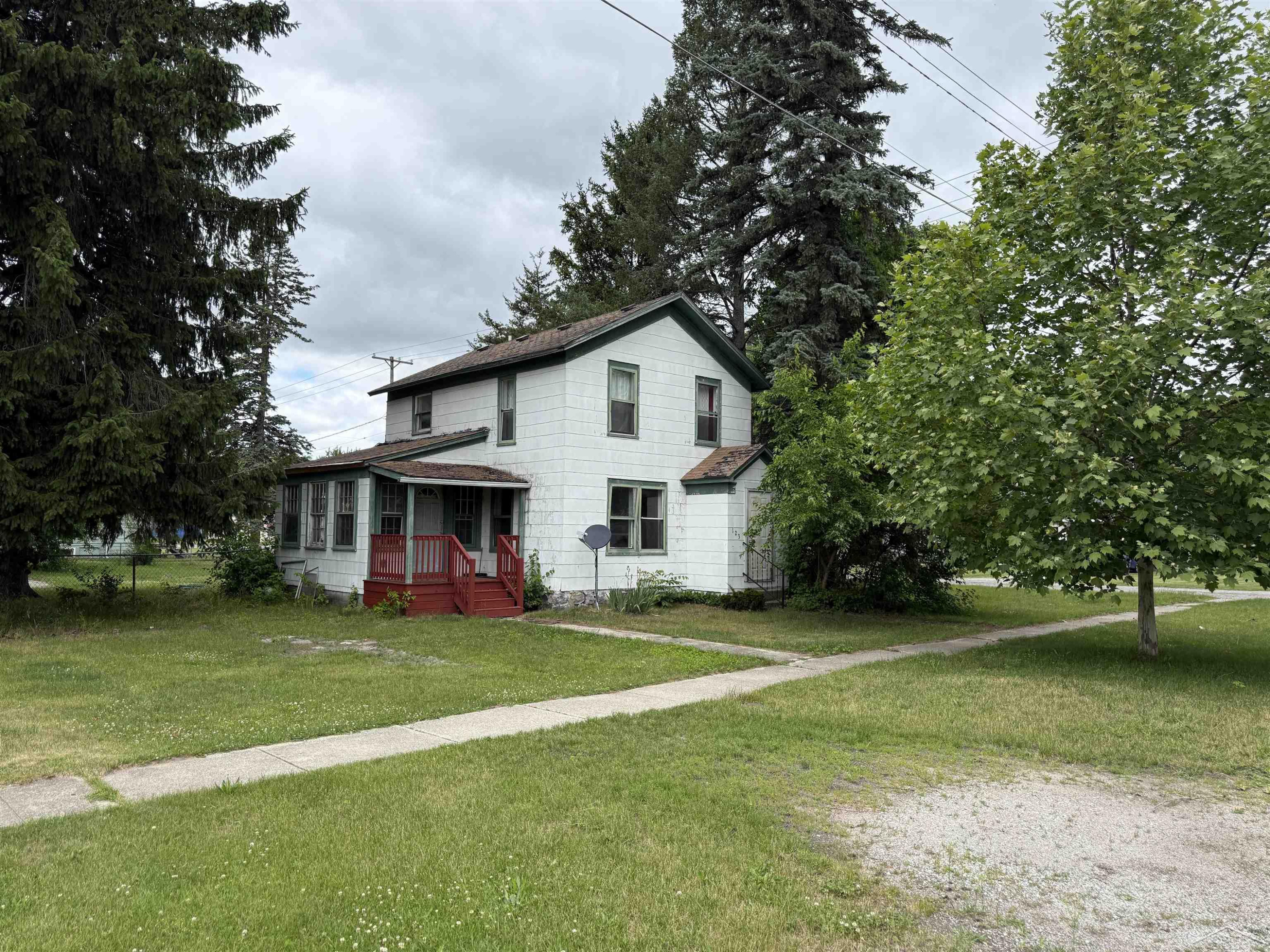 123 N Clark Street, Chesaning, MI 48616 — Photo 2