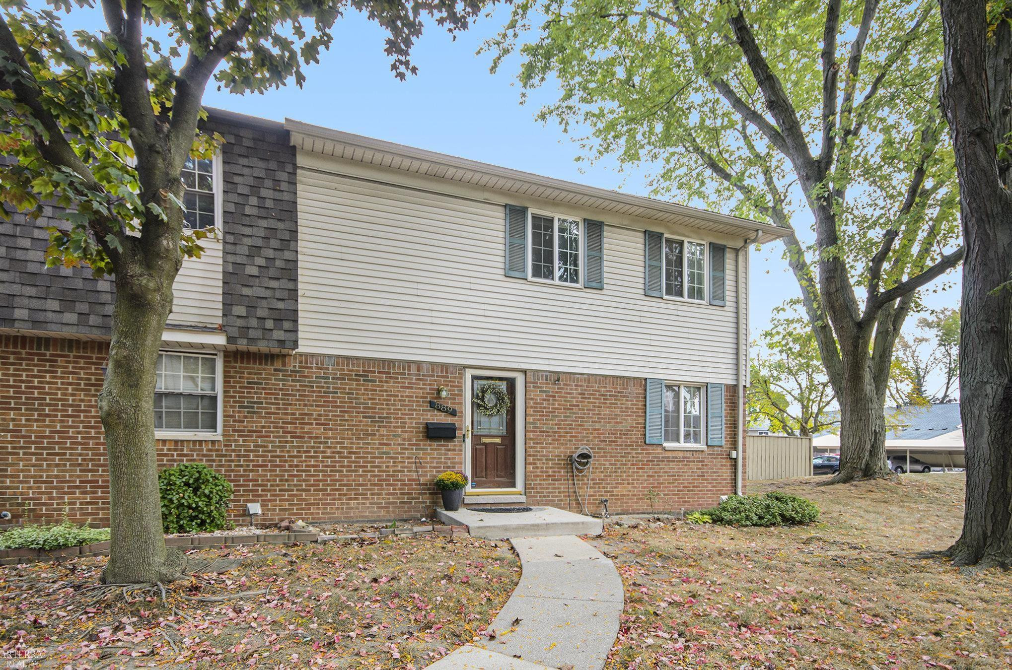 889 Kirts Boulevard, Troy, MI 48084 — front exterior