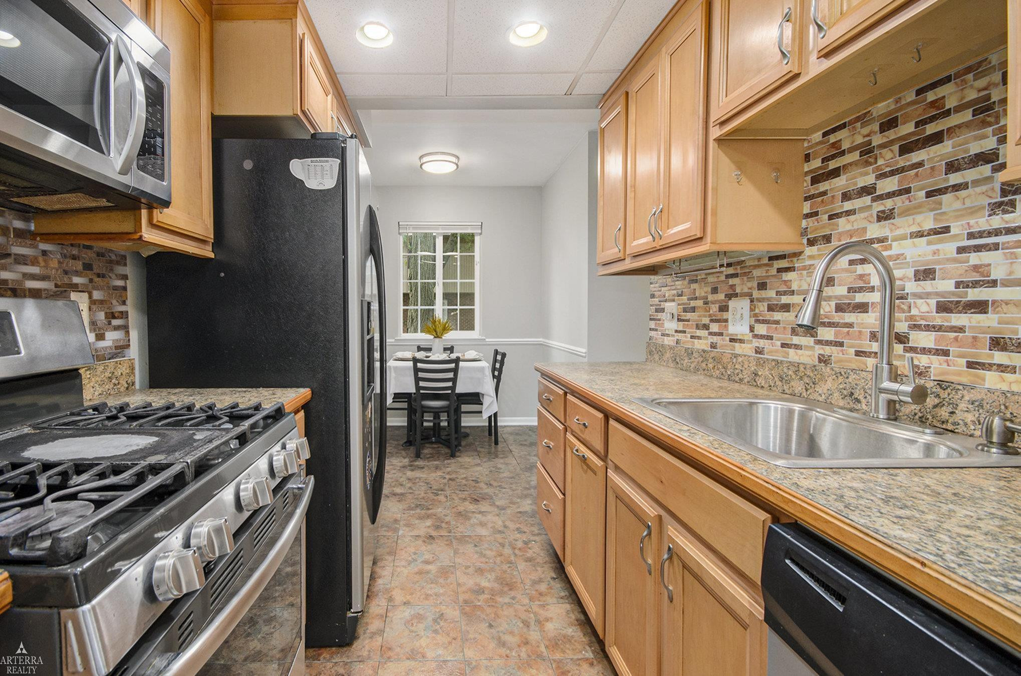 889 Kirts Boulevard, Troy, MI 48084 — Photo 7