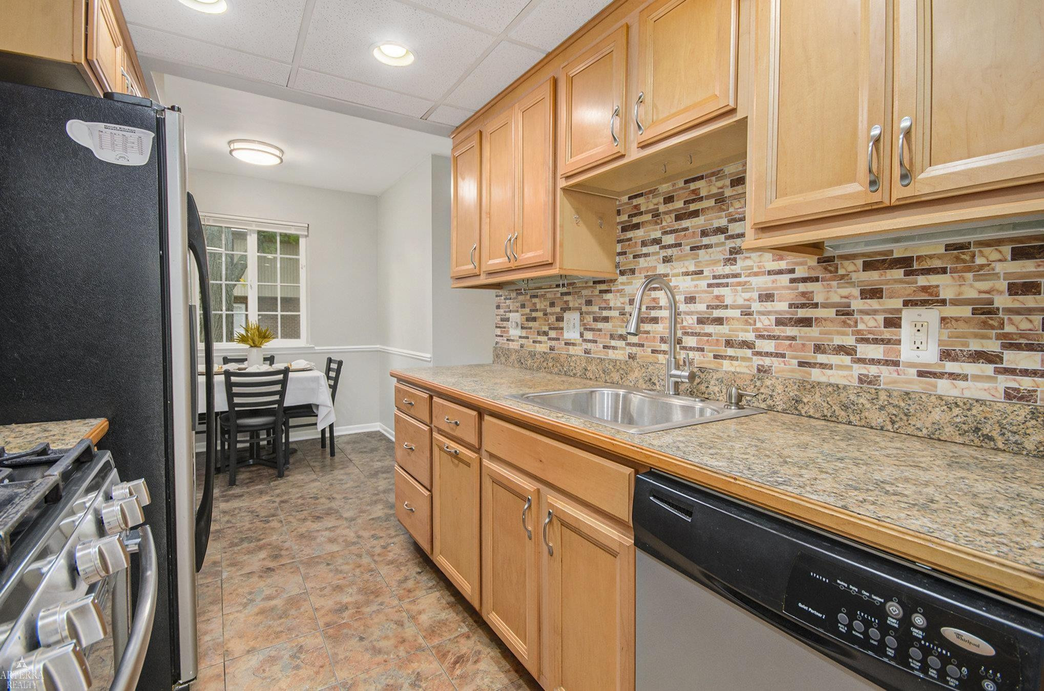 889 Kirts Boulevard, Troy, MI 48084 — Photo 9