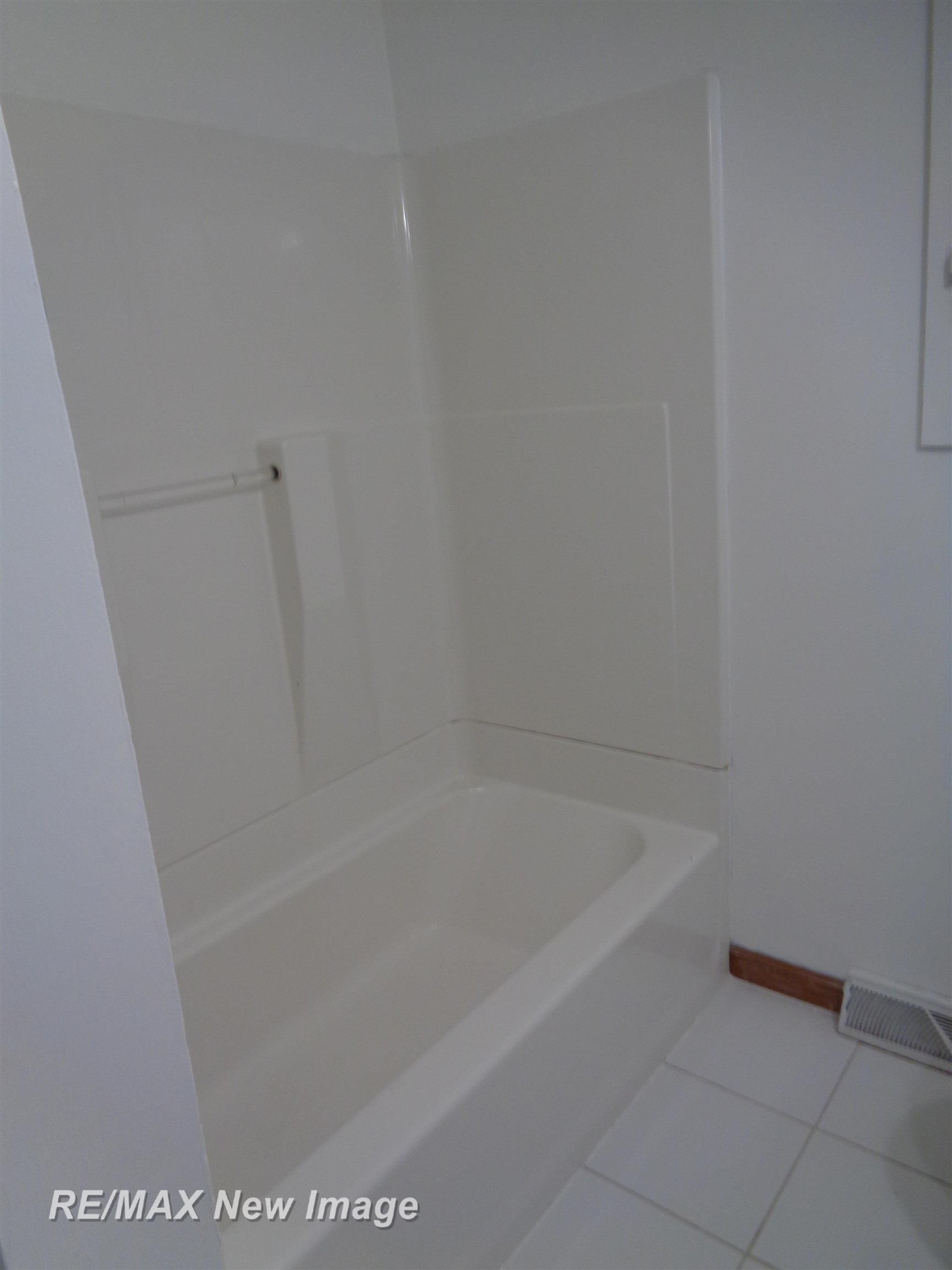 922 Fleetwood Drive, Saginaw, MI 48604 — Photo 14