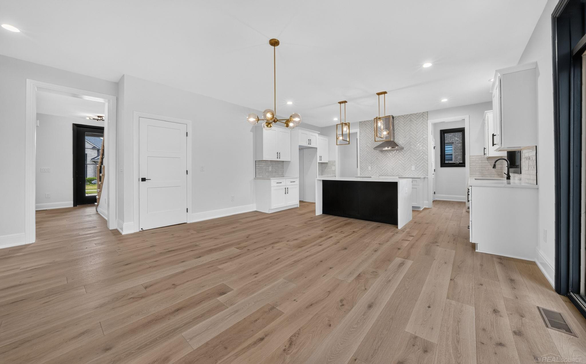 56681 Via Toscana Street, Macomb, MI 48042 — Photo 19