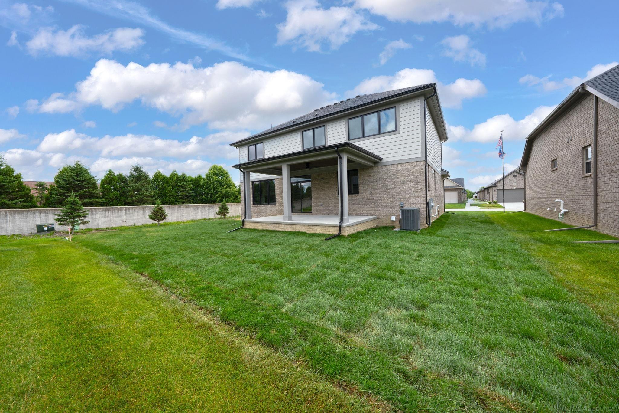 56681 Via Toscana Street, Macomb, MI 48042 — Photo 48