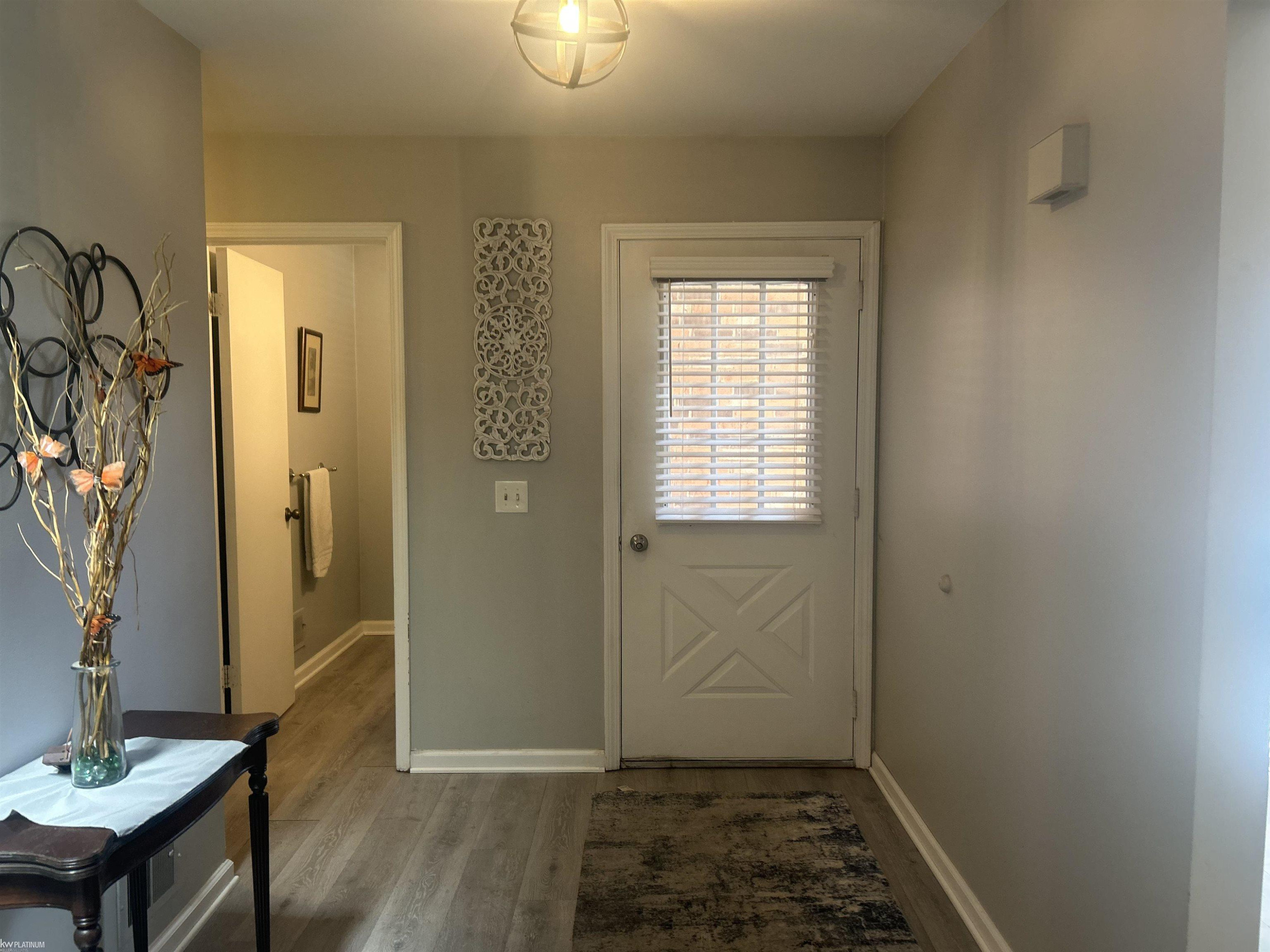49283 Ashley Court, Shelby Twp, MI 48315 — Photo 2