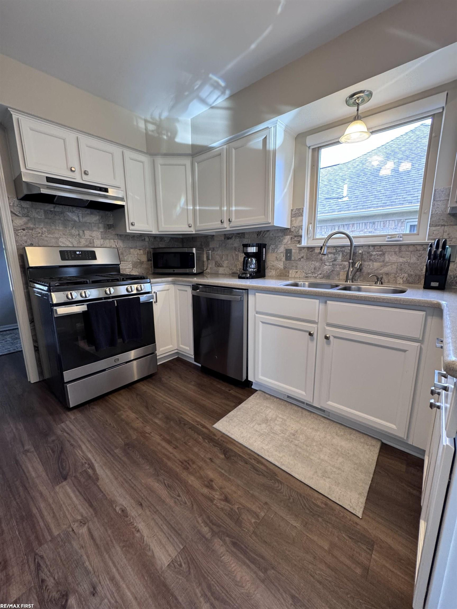 45871 Karam Drive, Shelby Twp, MI 48315 — Photo 4