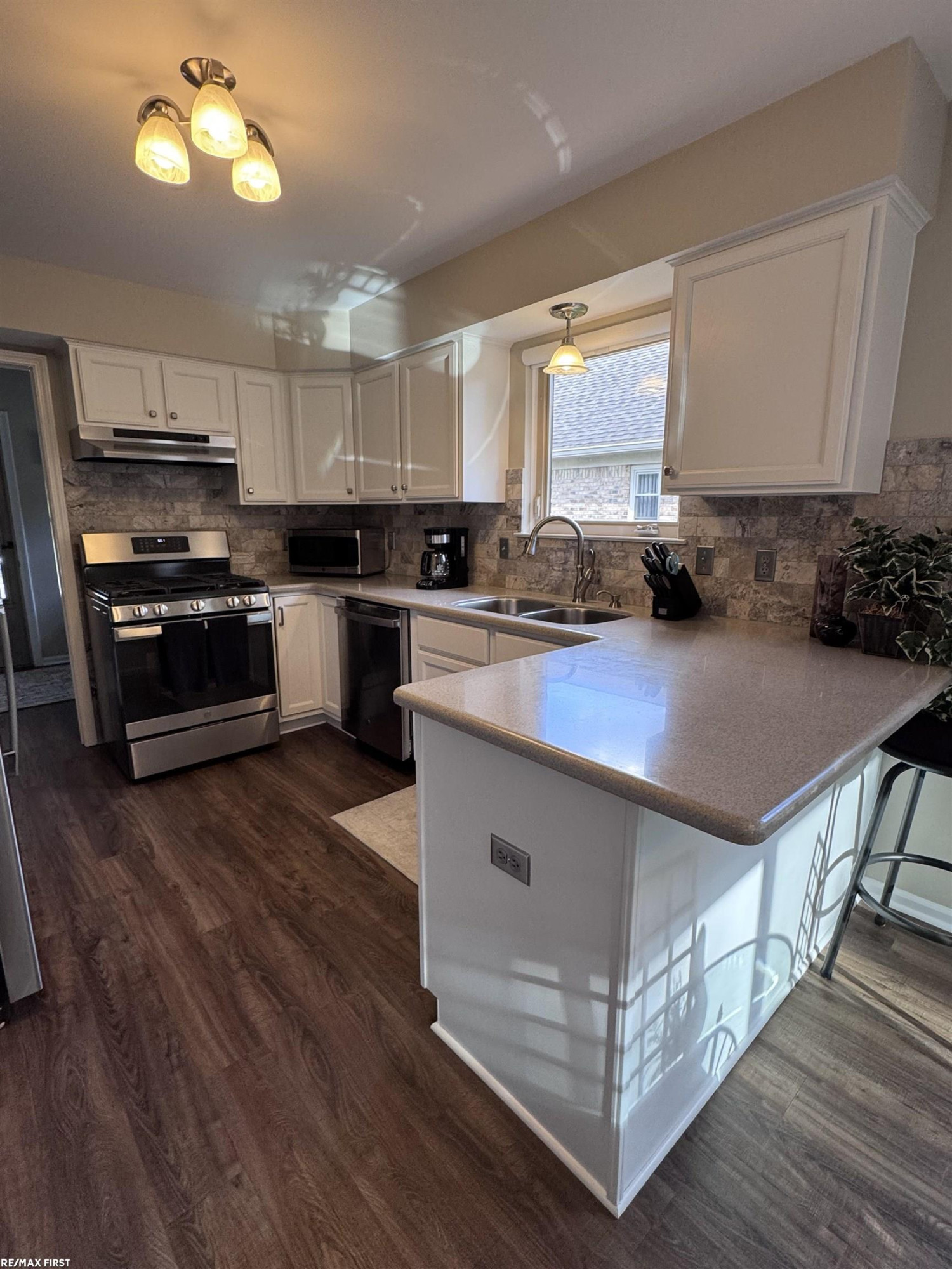 45871 Karam Drive, Shelby Twp, MI 48315 — Photo 6