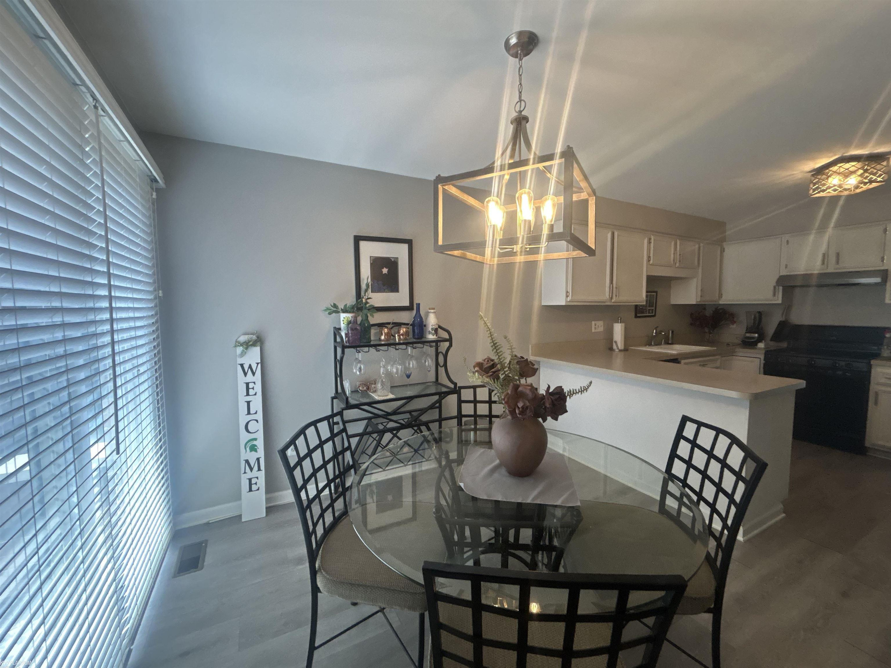 49283 Ashley Court, Shelby Twp, MI 48315 — Photo 9